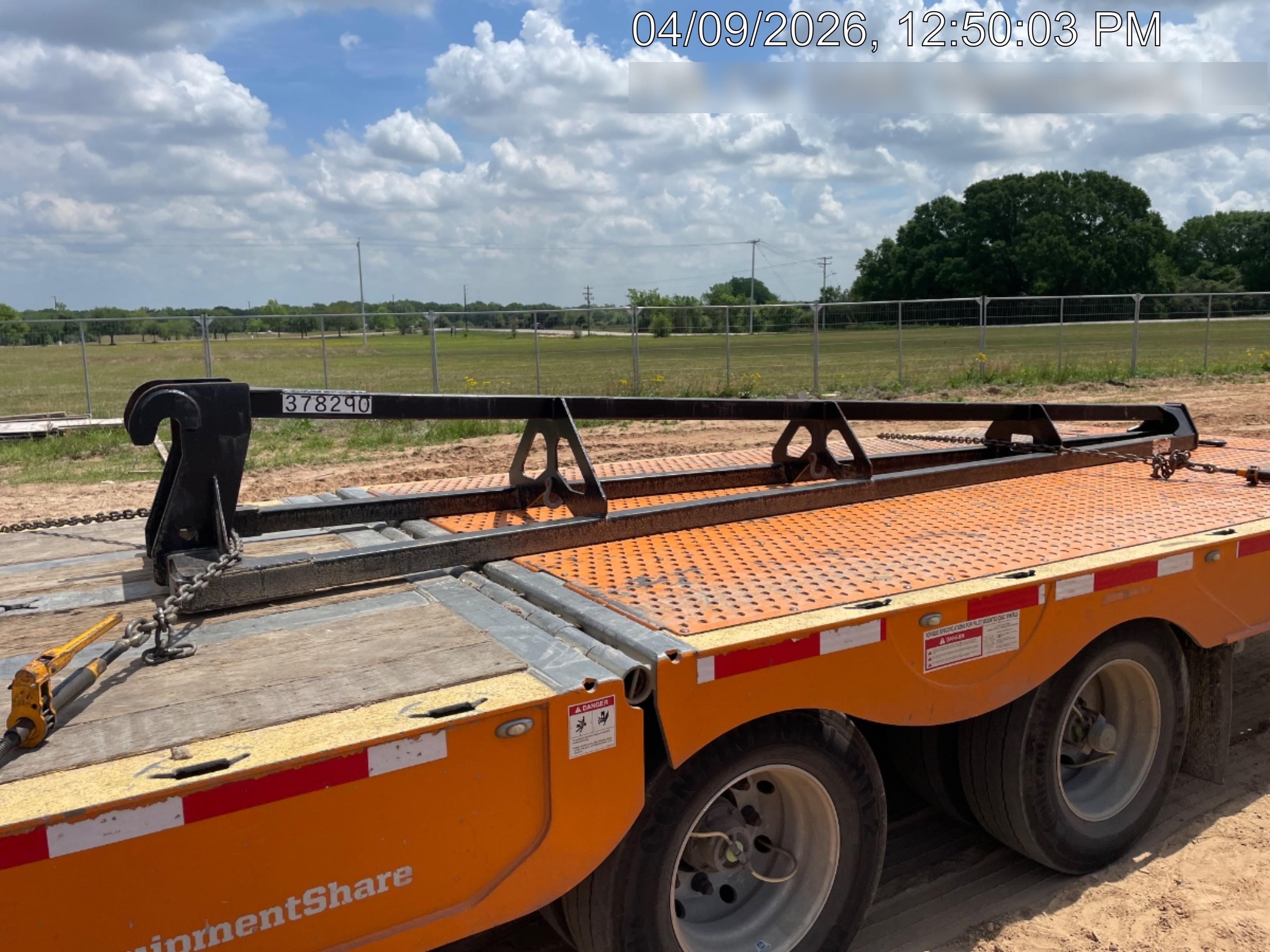 2023 JLG 1001275852