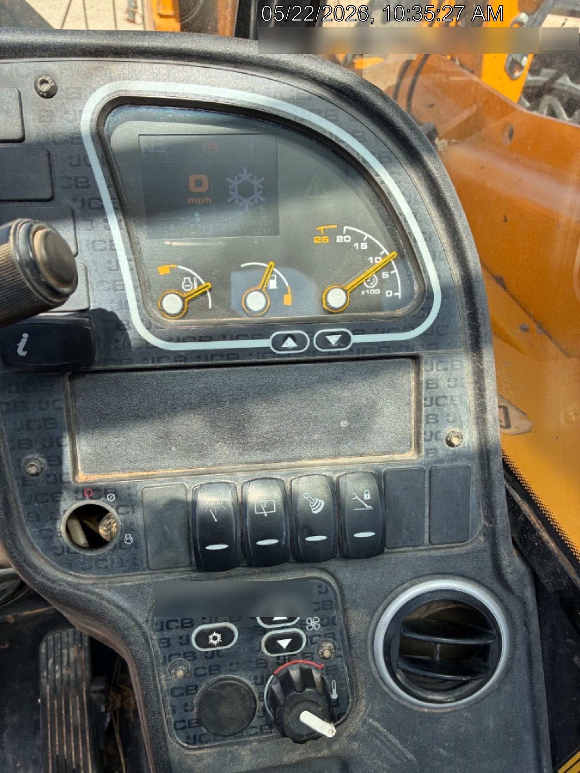 2020 JCB 510-56