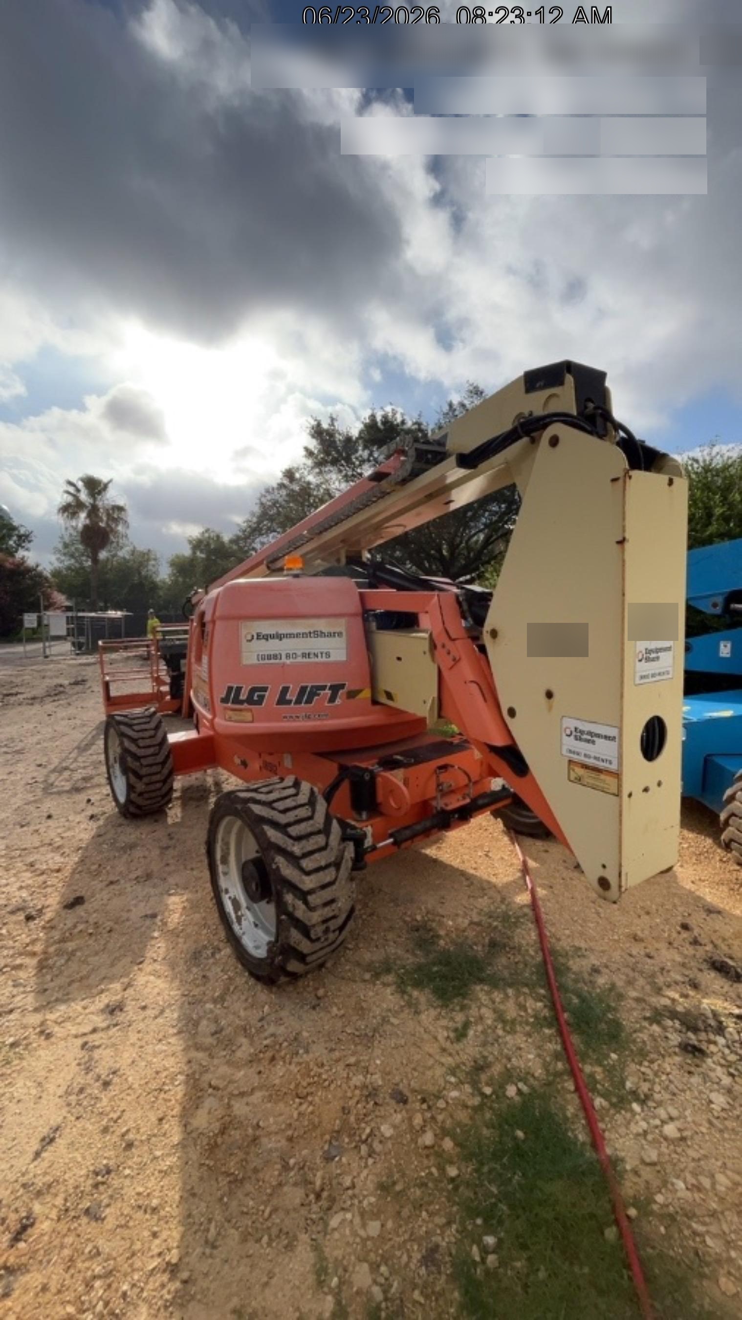 2019 JLG 600AJ