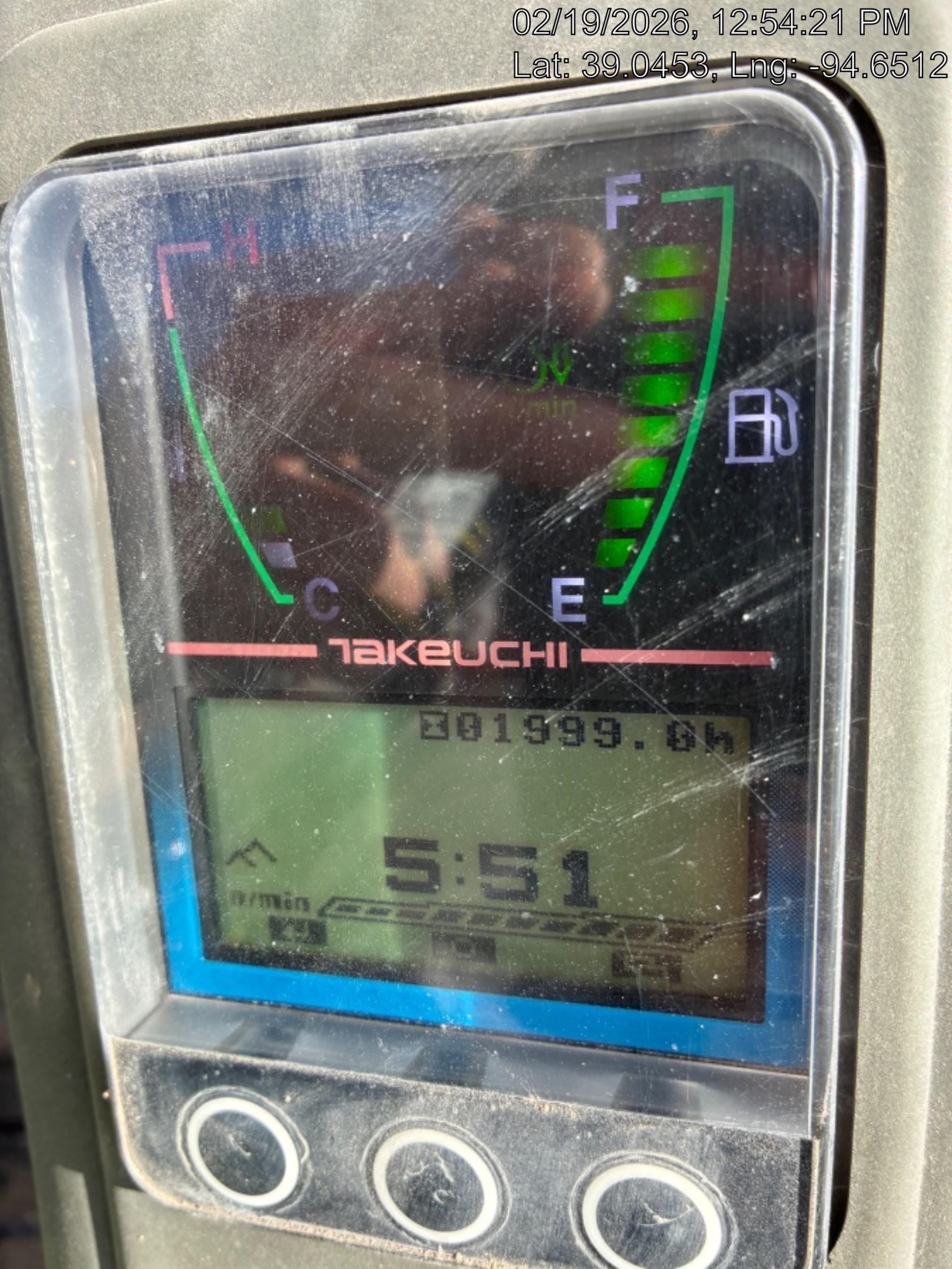 2019 TAKEUCHI TB240