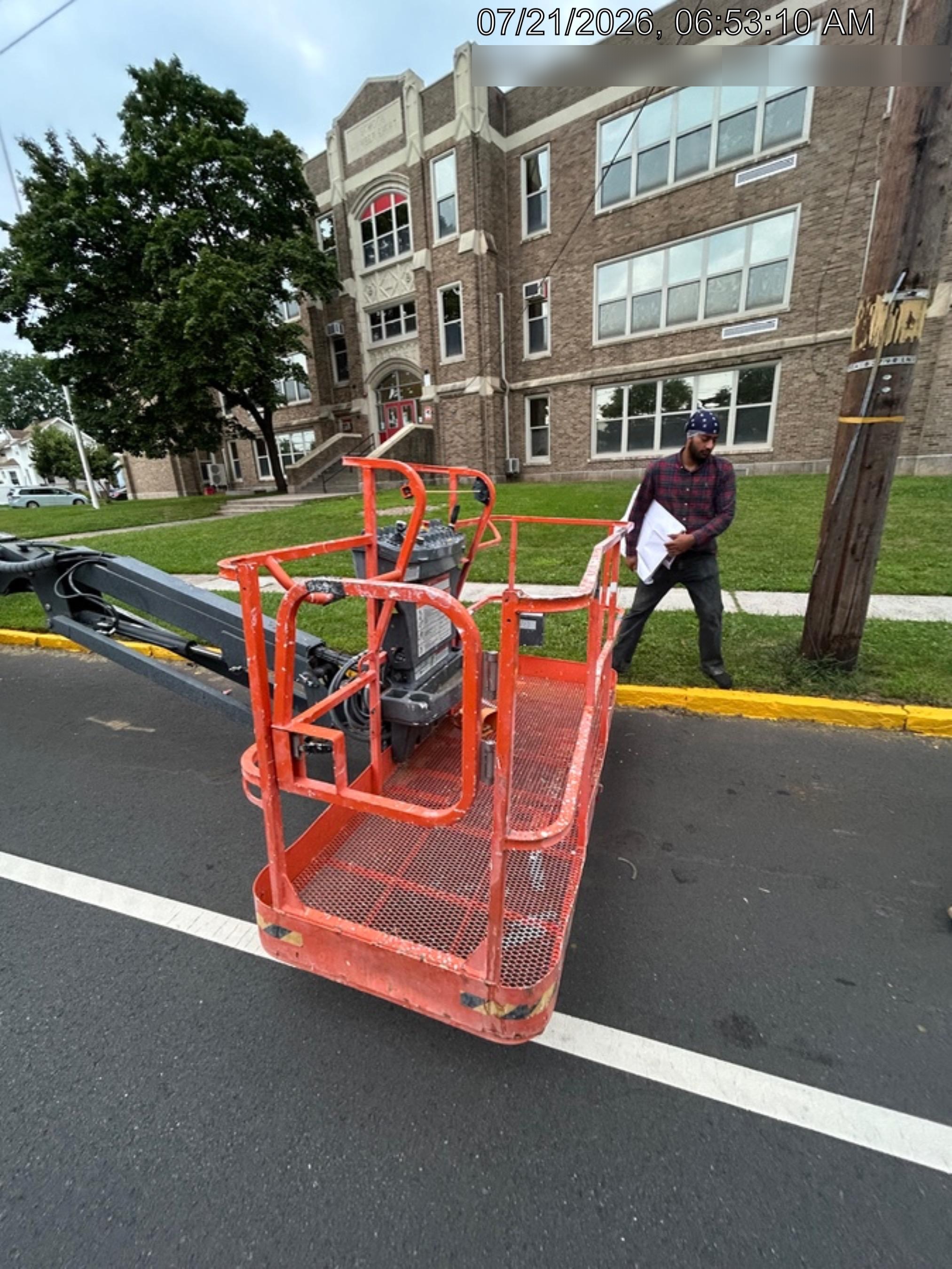 2024 JLG 660SJ