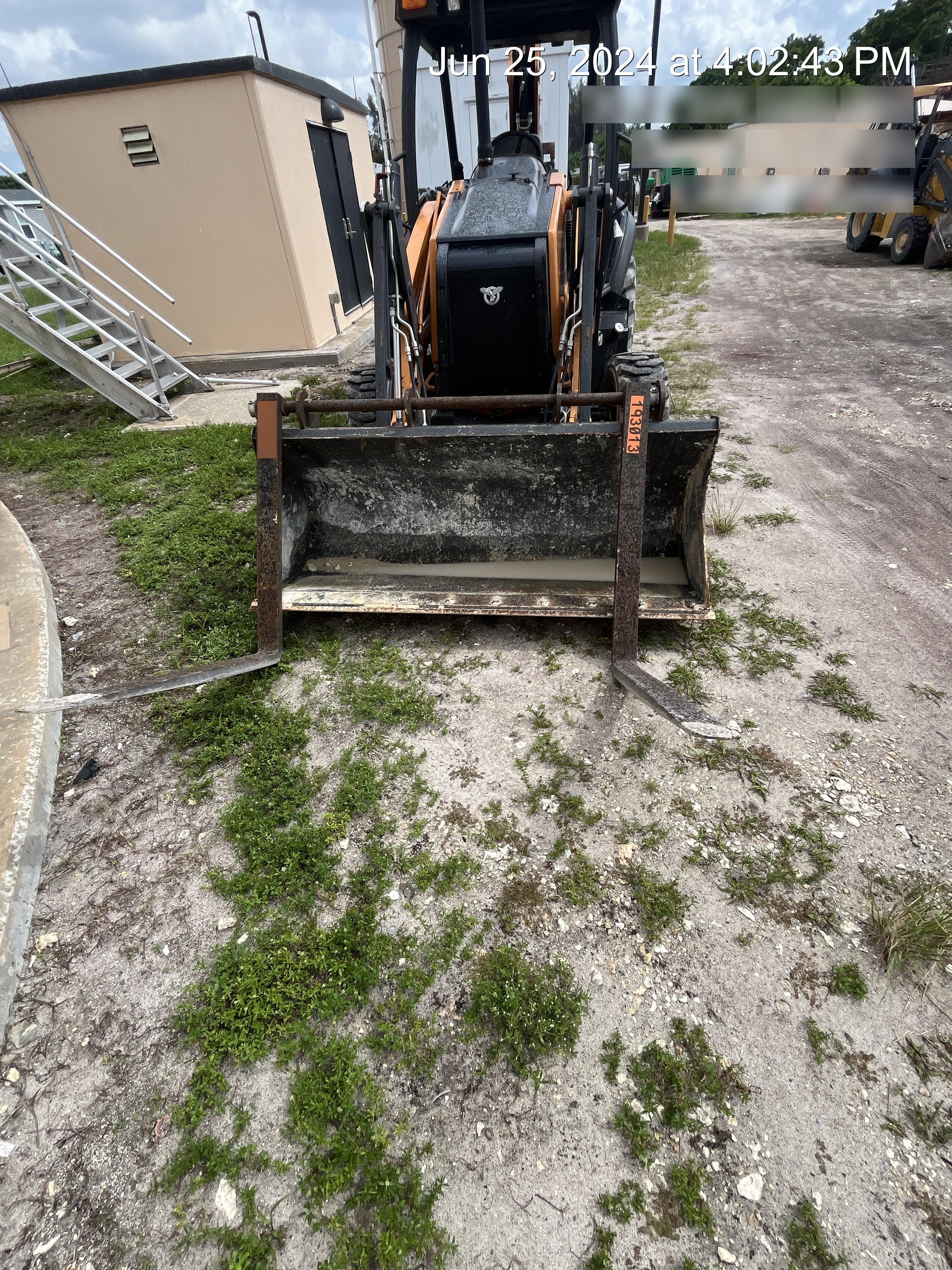 2014 WERK-BRAU 42" Forks - Backhoe