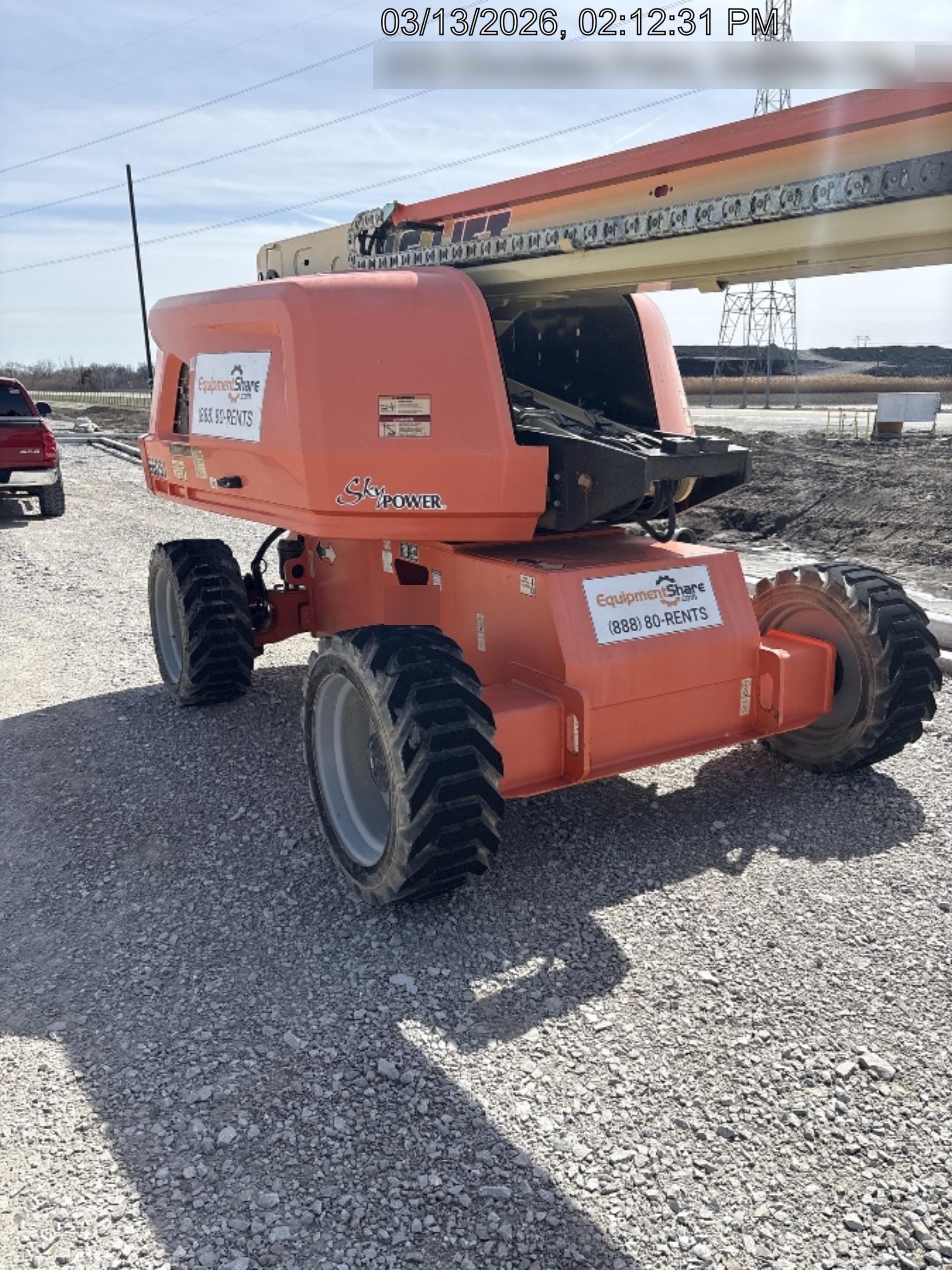2019 JLG 660SJ
