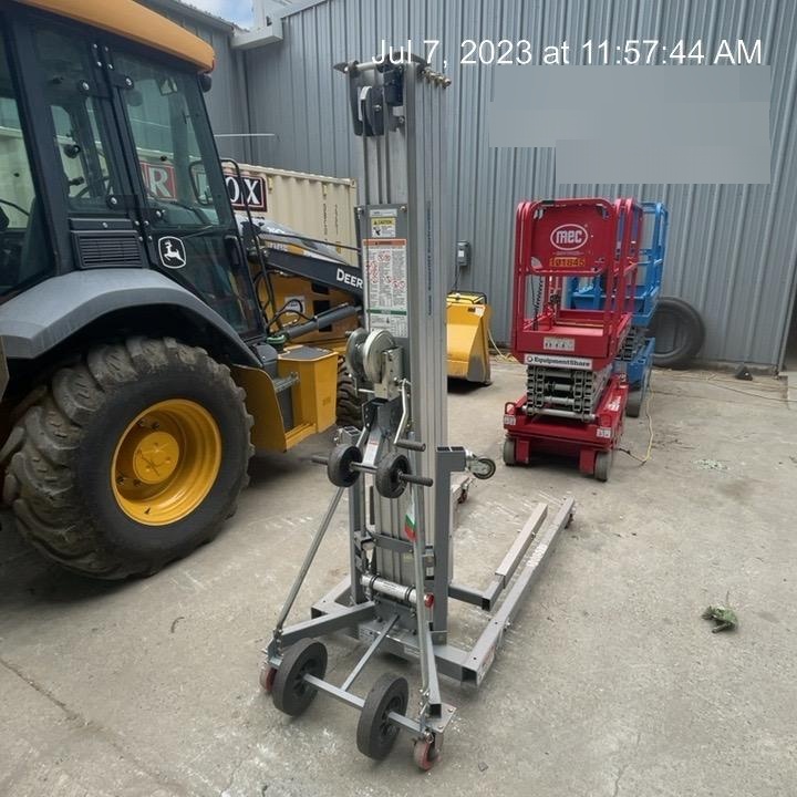 2020 GENIE SLC-24