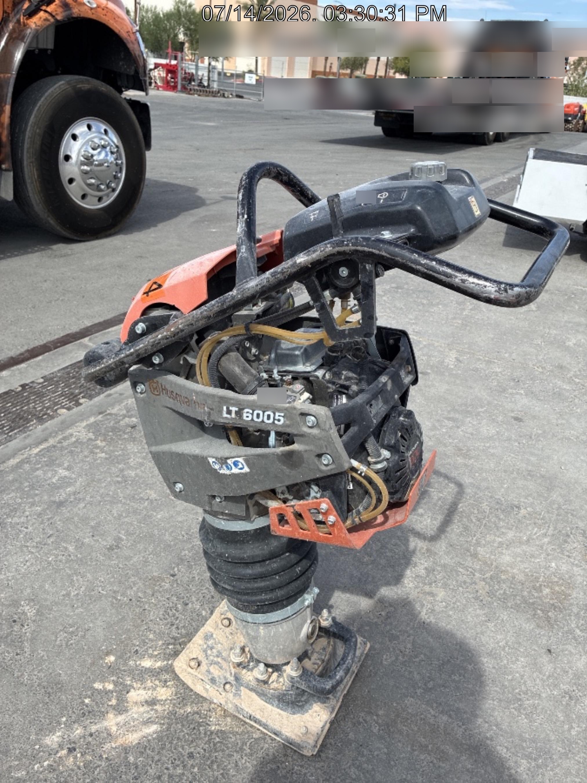 2024 HUSQVARNA LT6005