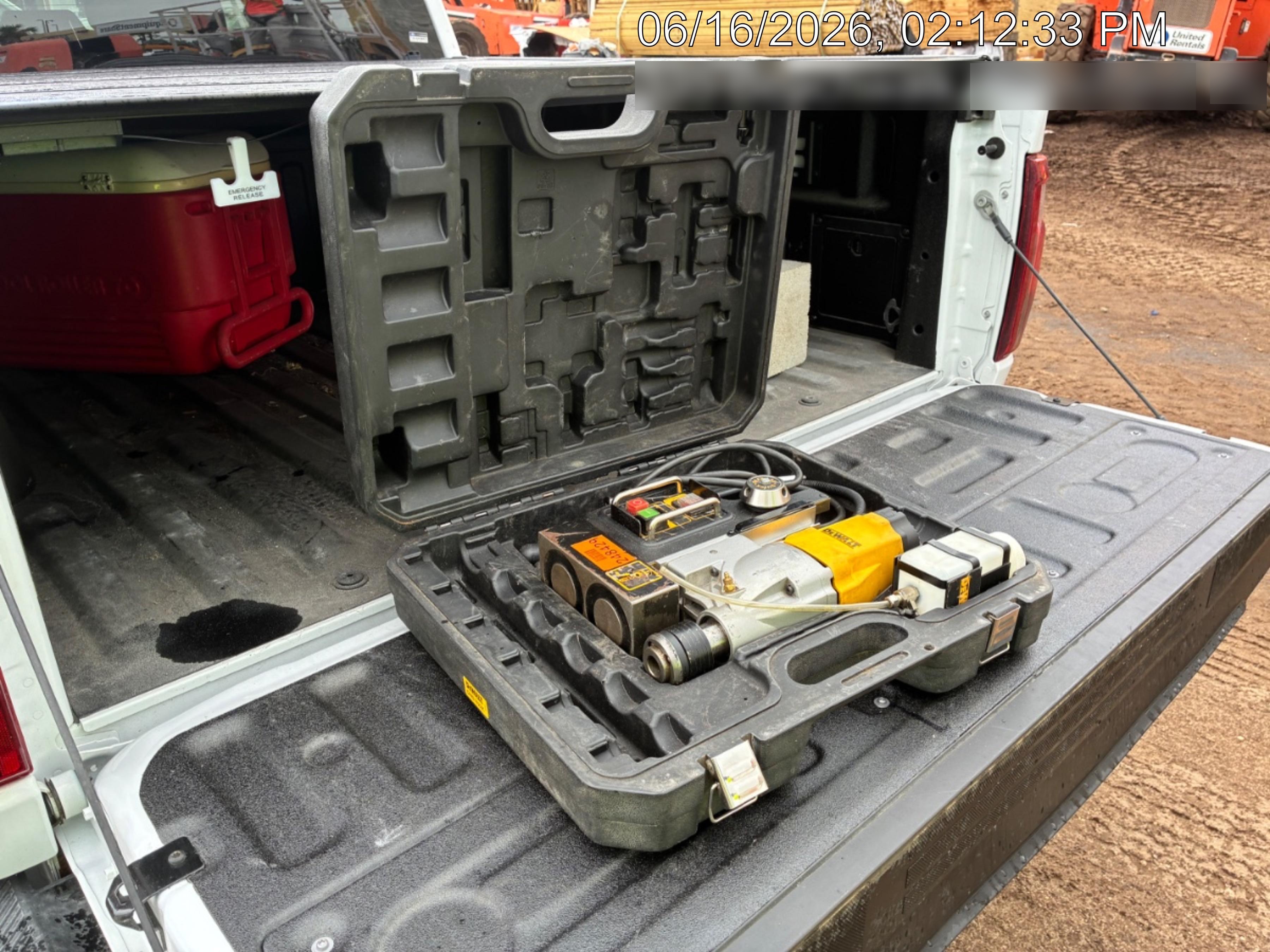 2022 DEWALT DWE1622K