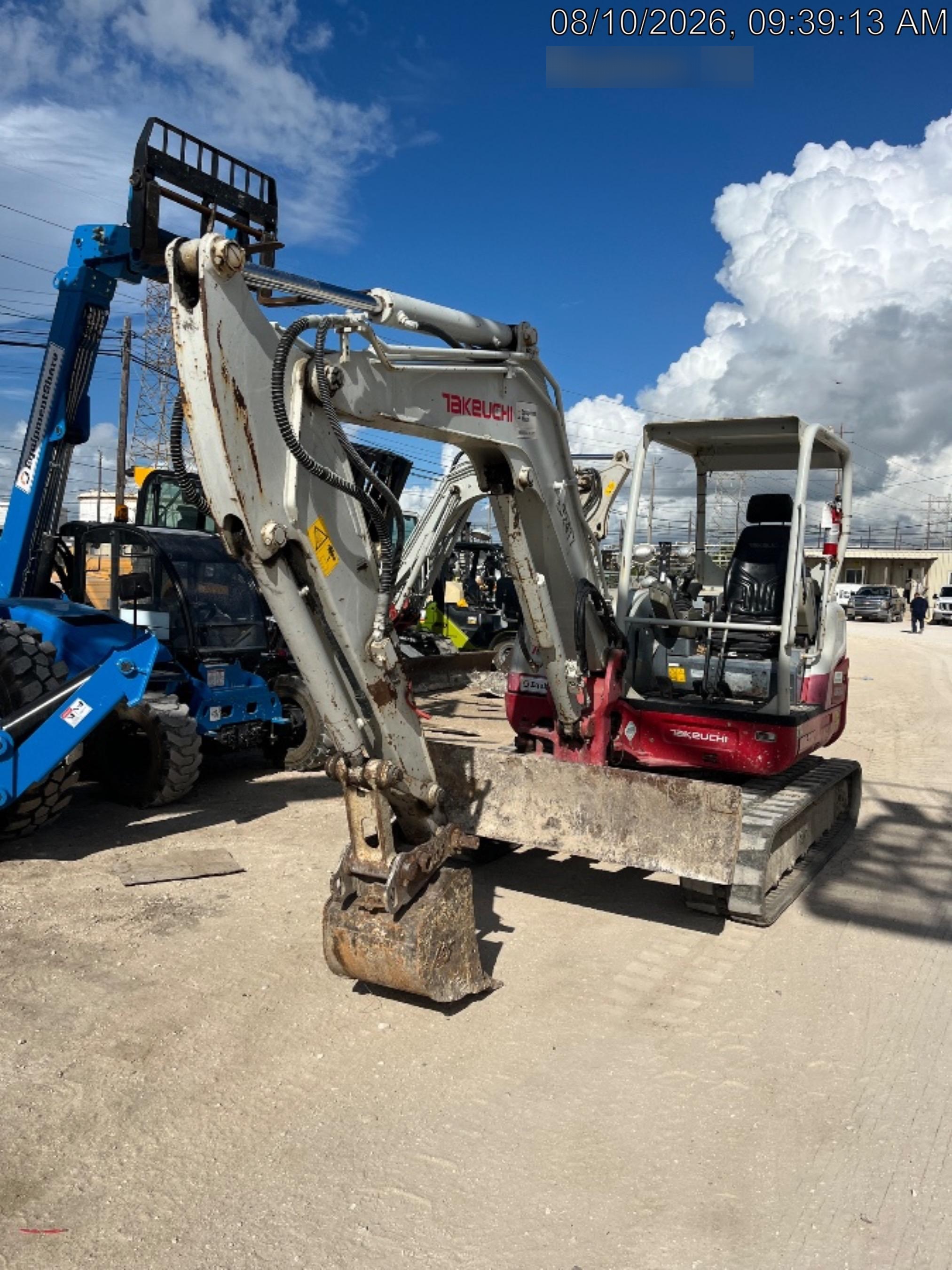 2019 TAKEUCHI TB260