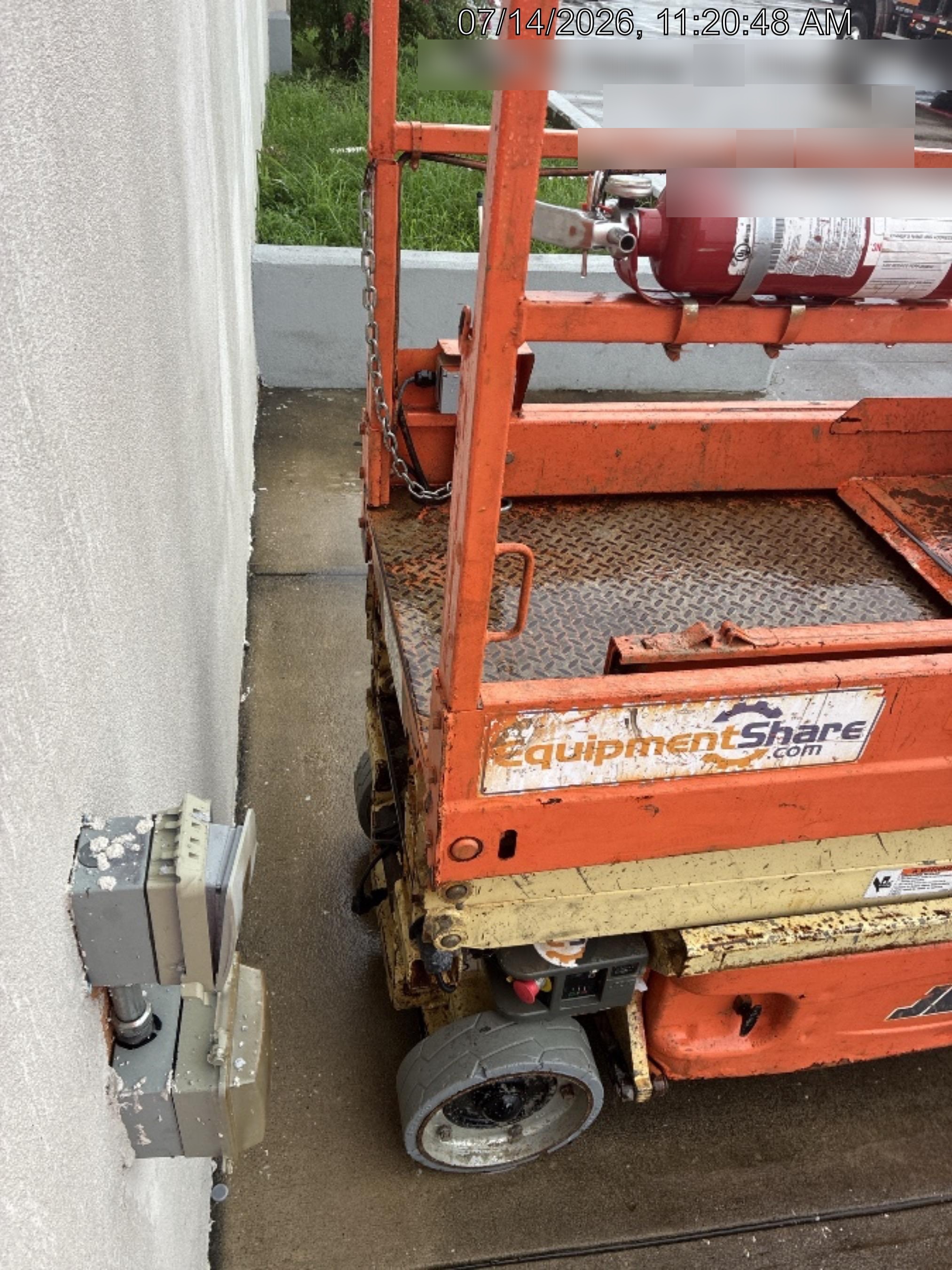 2016 JLG 1930ES