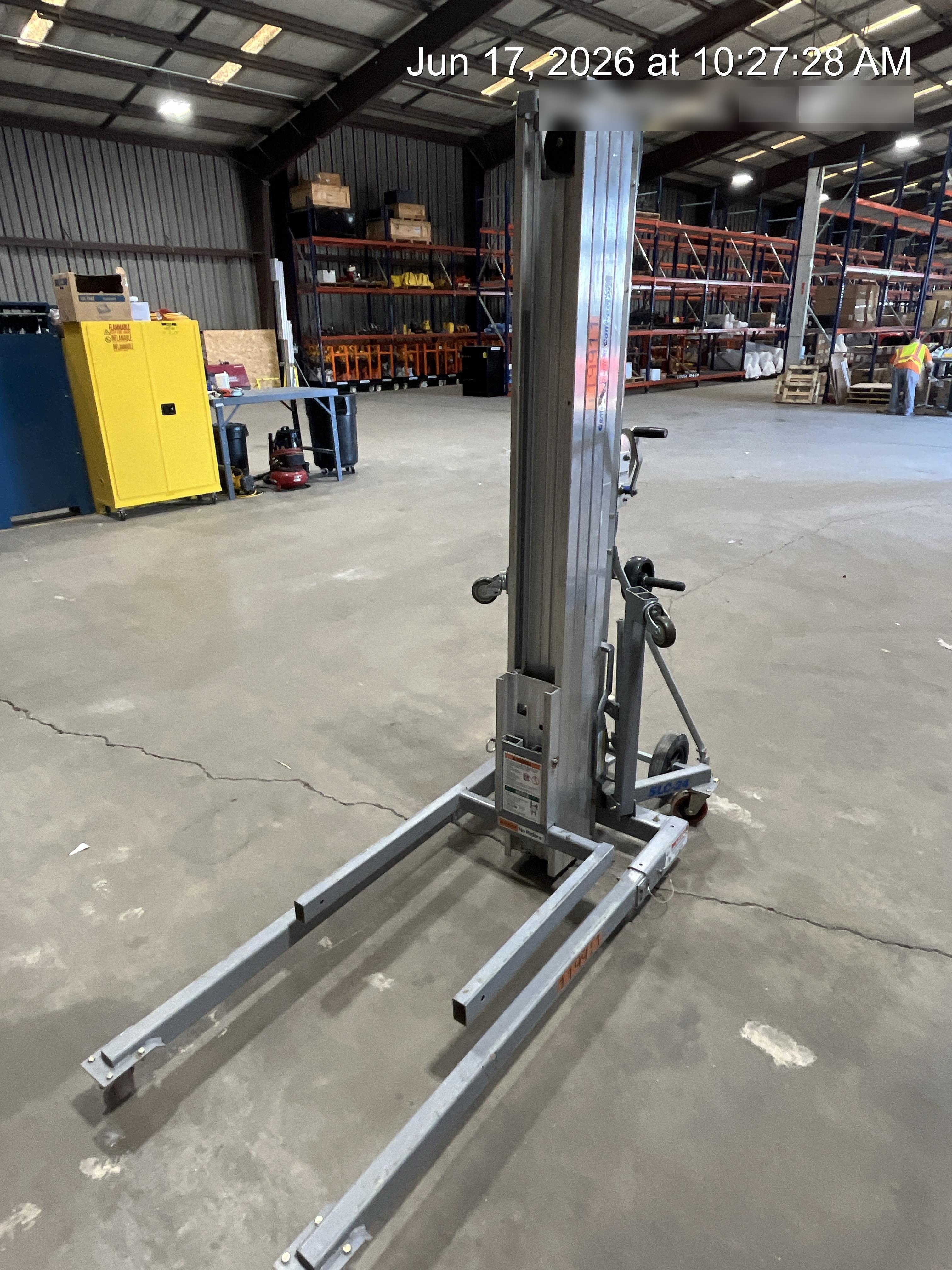 2020 GENIE SLC-24