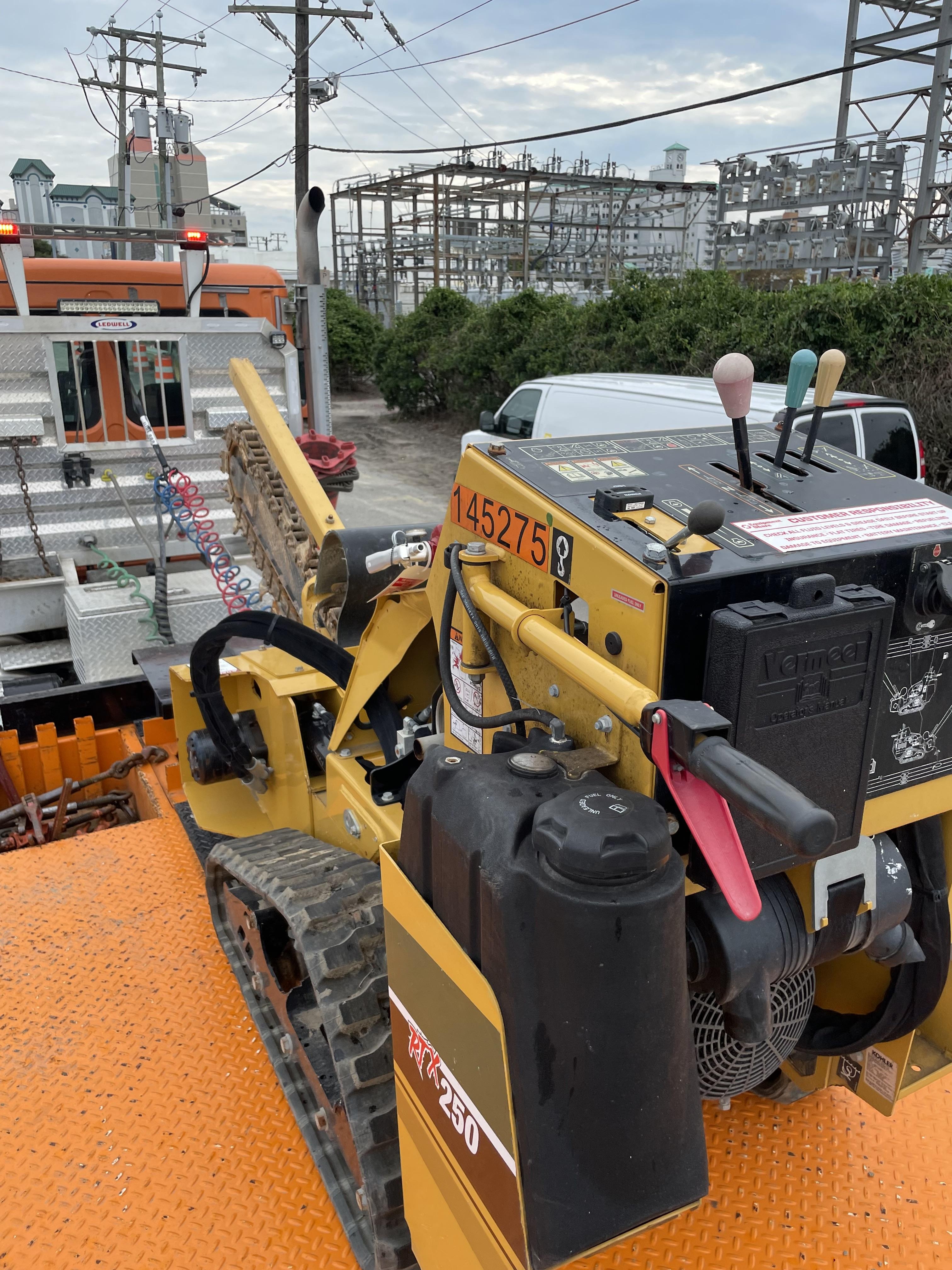 2021 VERMEER RTX250