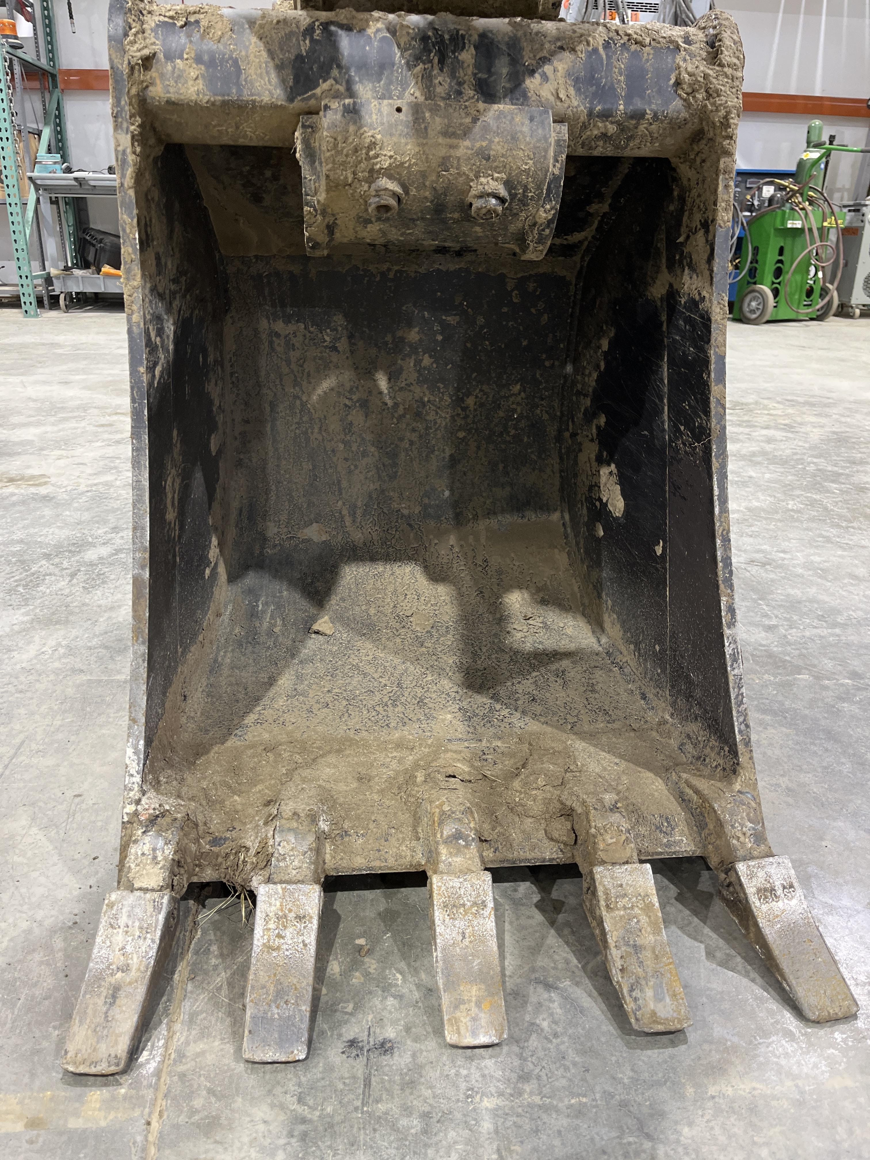2022 TAG MANUFACTURING 24" HD QCB30 Bucket