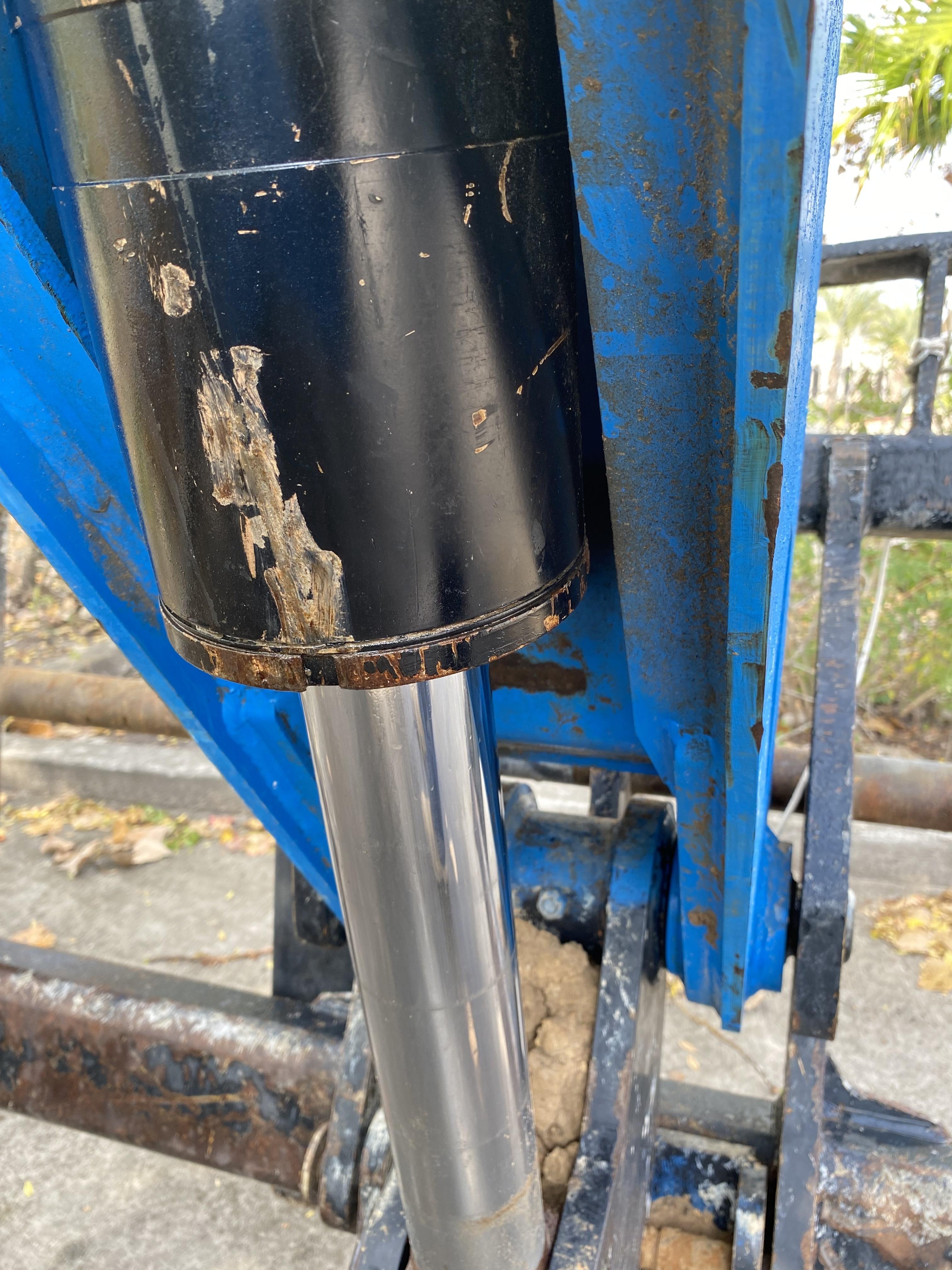 2018 GENIE GTH-1056