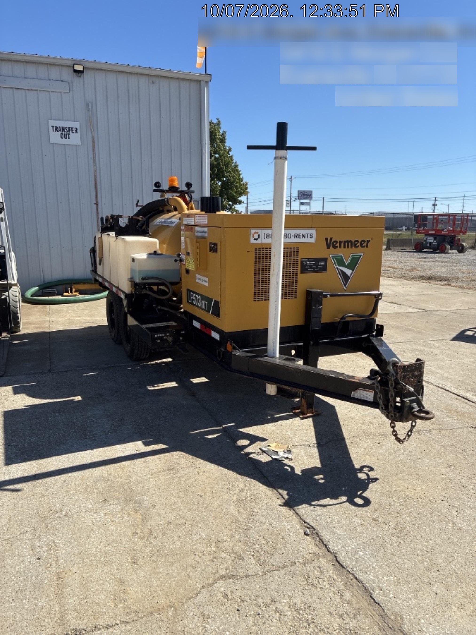 2023 VAC-TRON LP573XDT