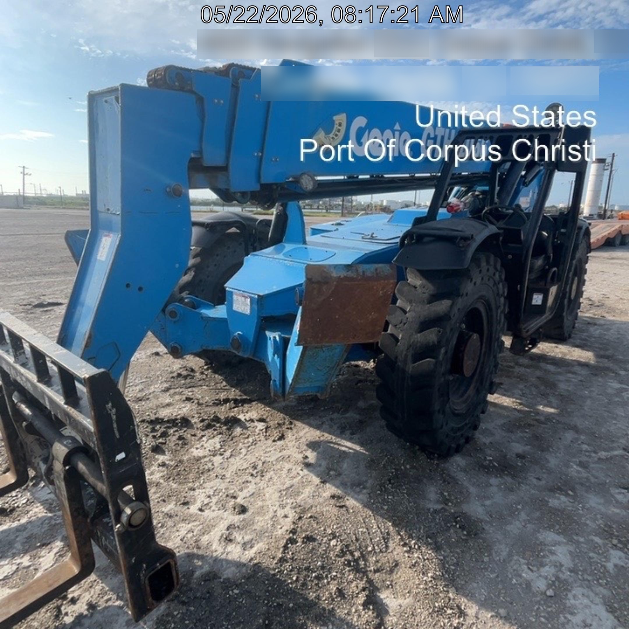 2017 GENIE GTH-1056