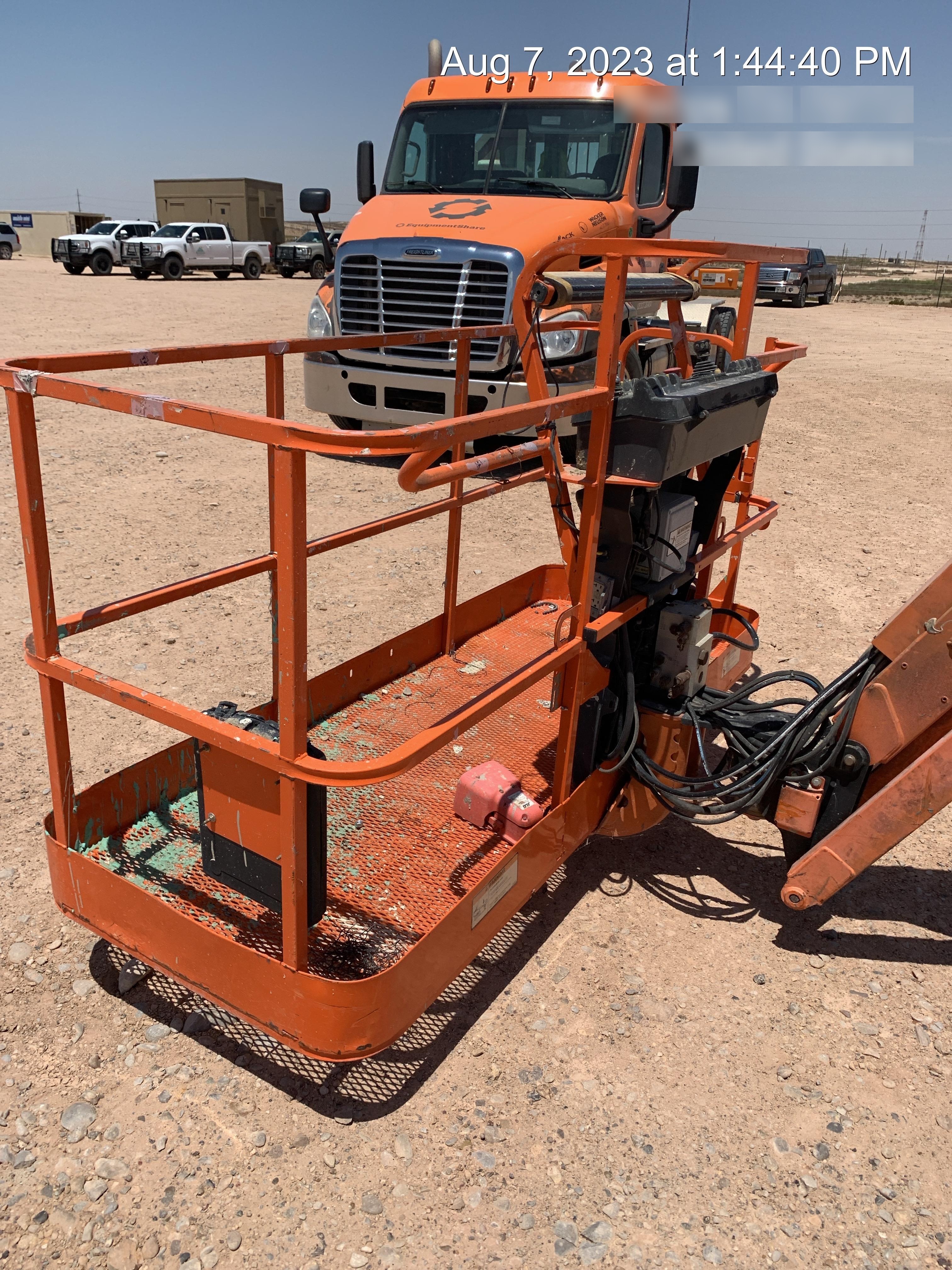 2007 JLG 860SJ