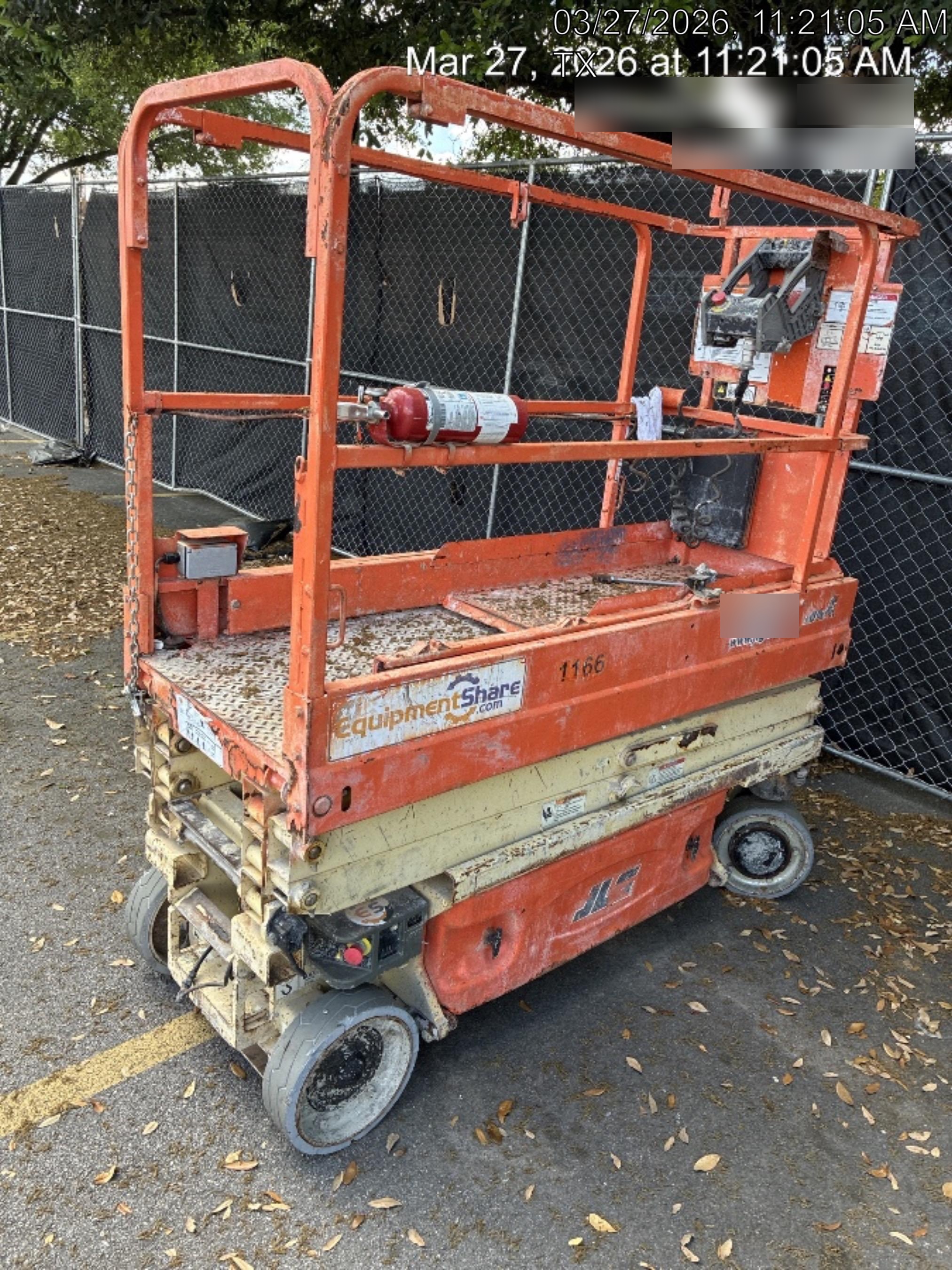 2016 JLG 1930ES