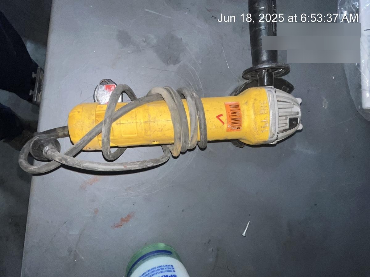 2023 DEWALT DWE402N