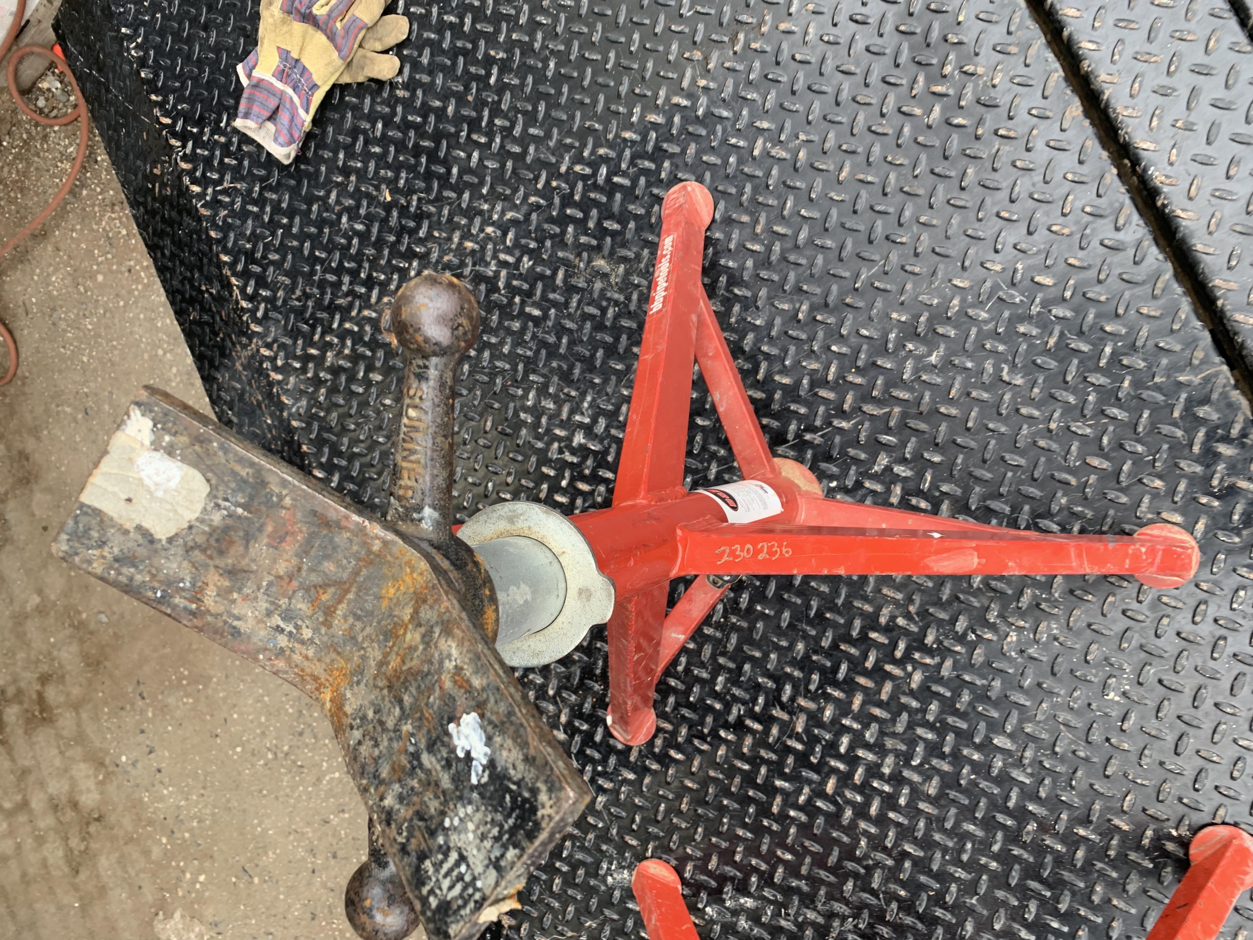 2022 B&B PIPE 4100E