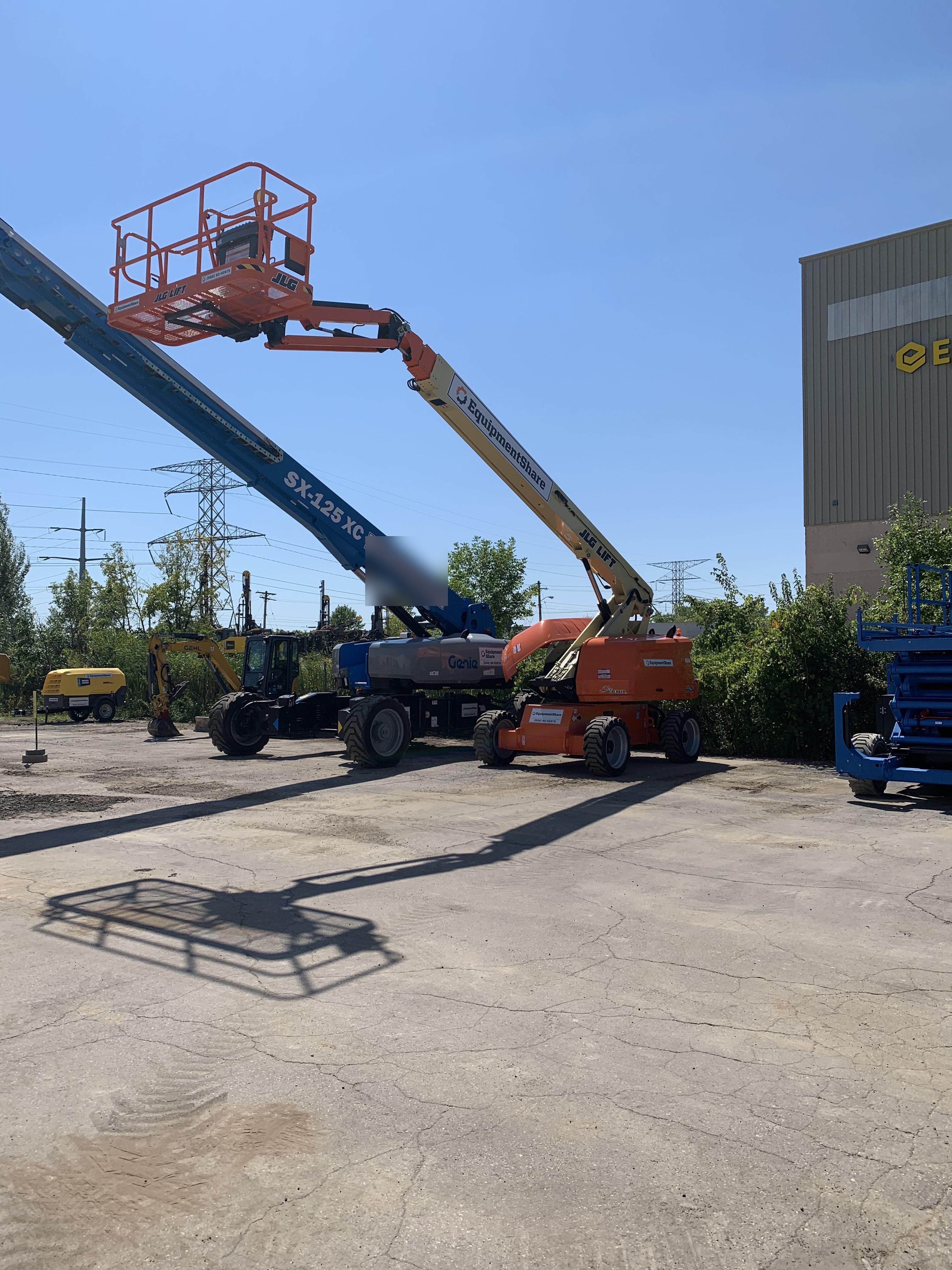2020 JLG 660SJ