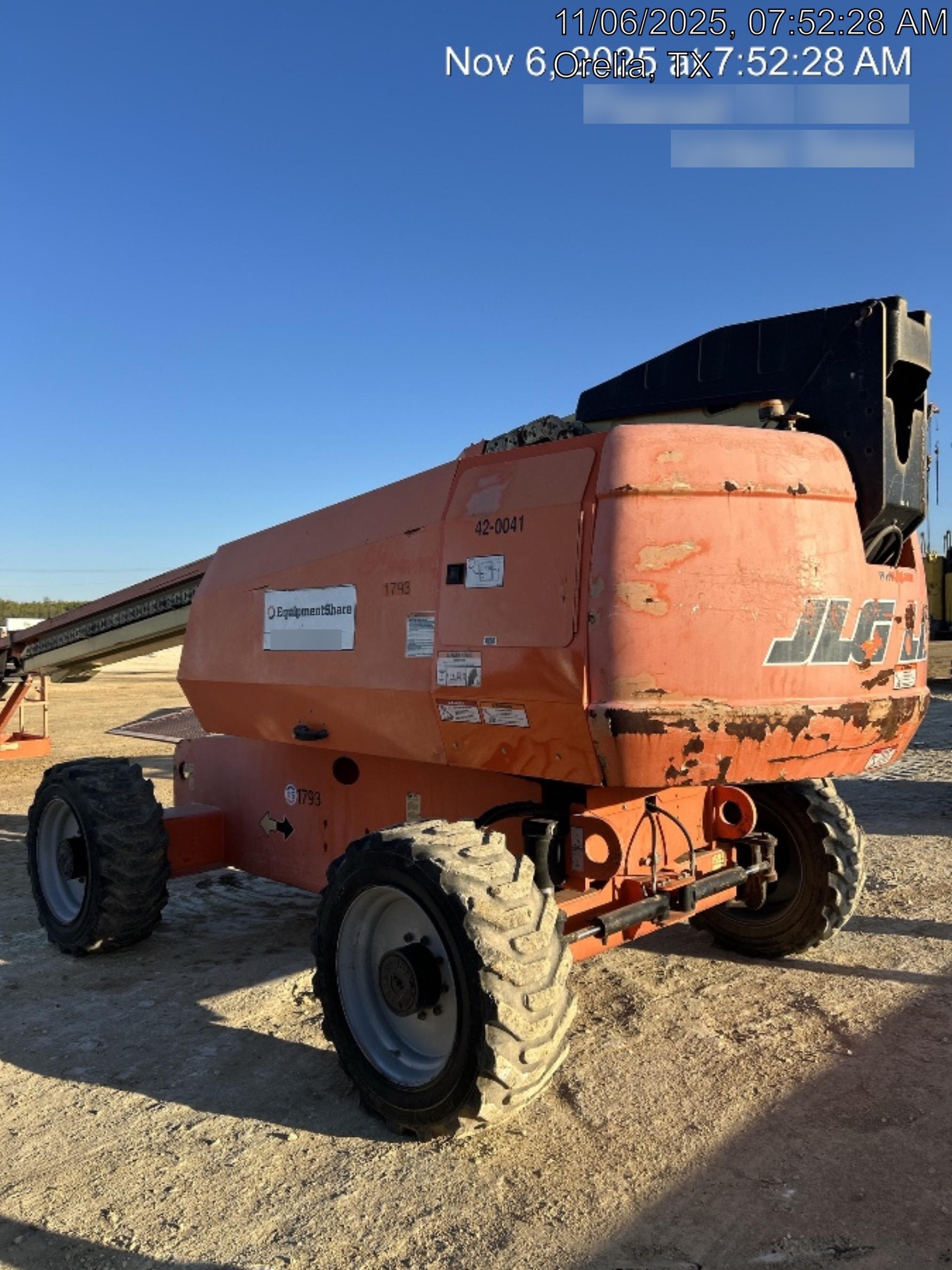 2014 JLG 660SJ