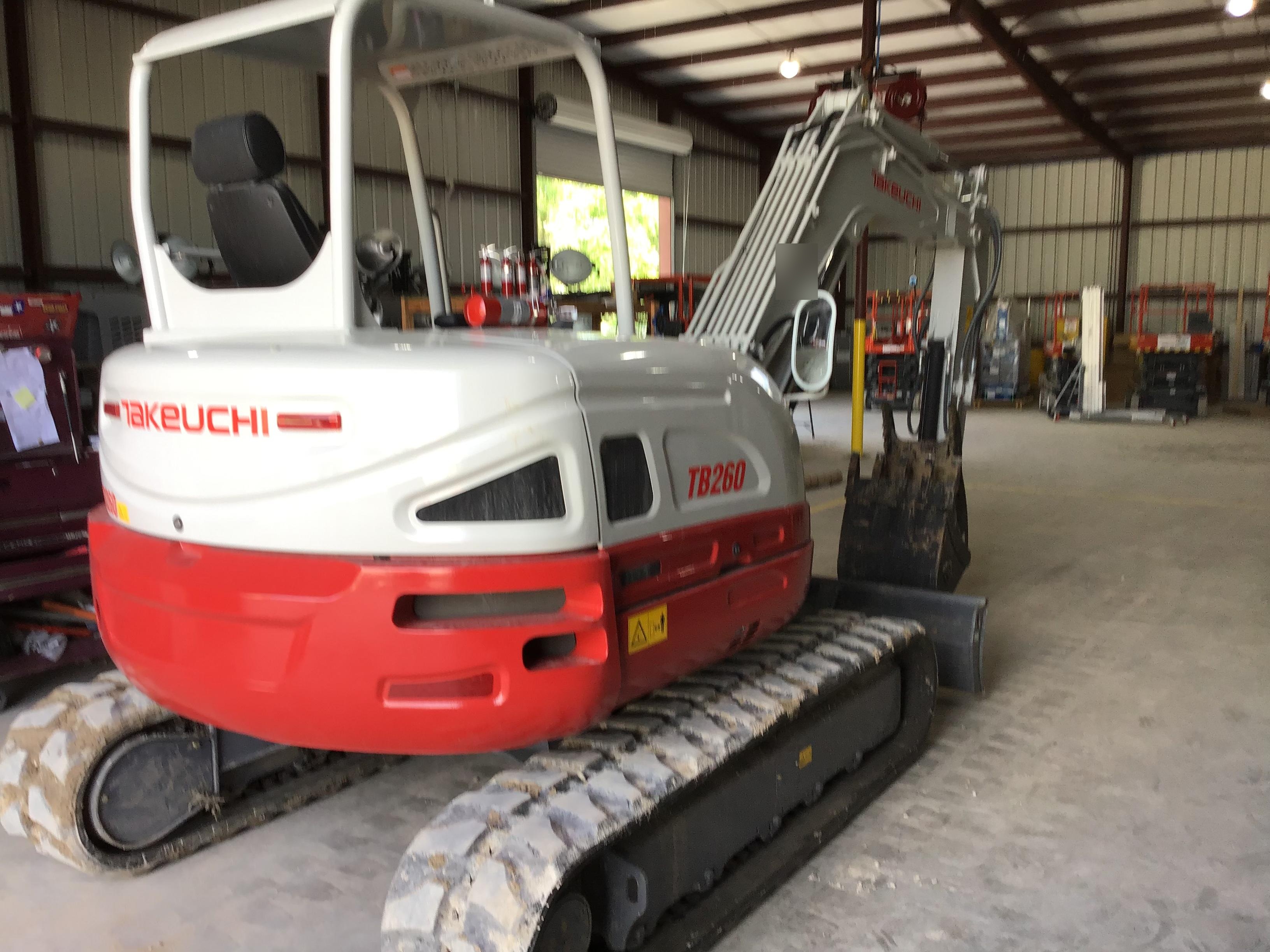 2019 TAKEUCHI TB260
