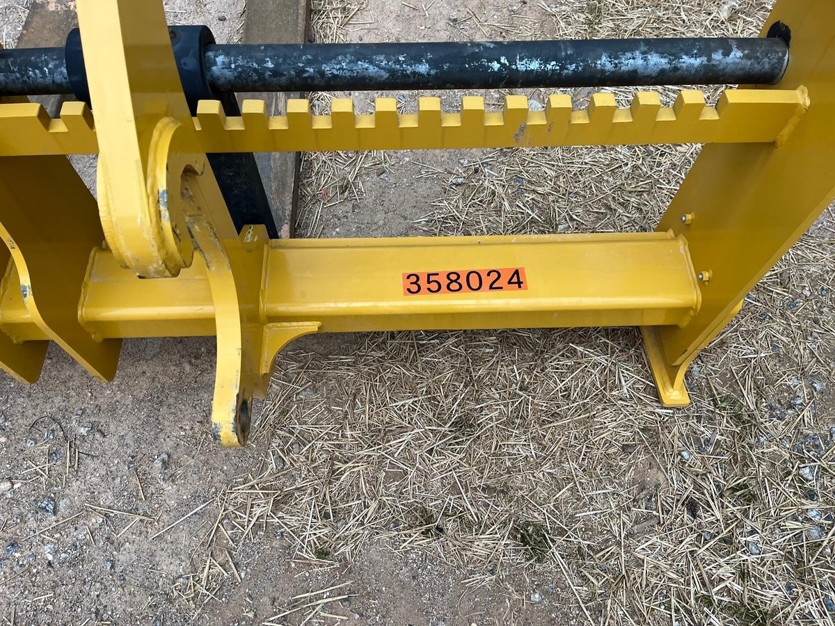 2022 SOLESBEE 96" Loader Fork Carriage - Solesbee