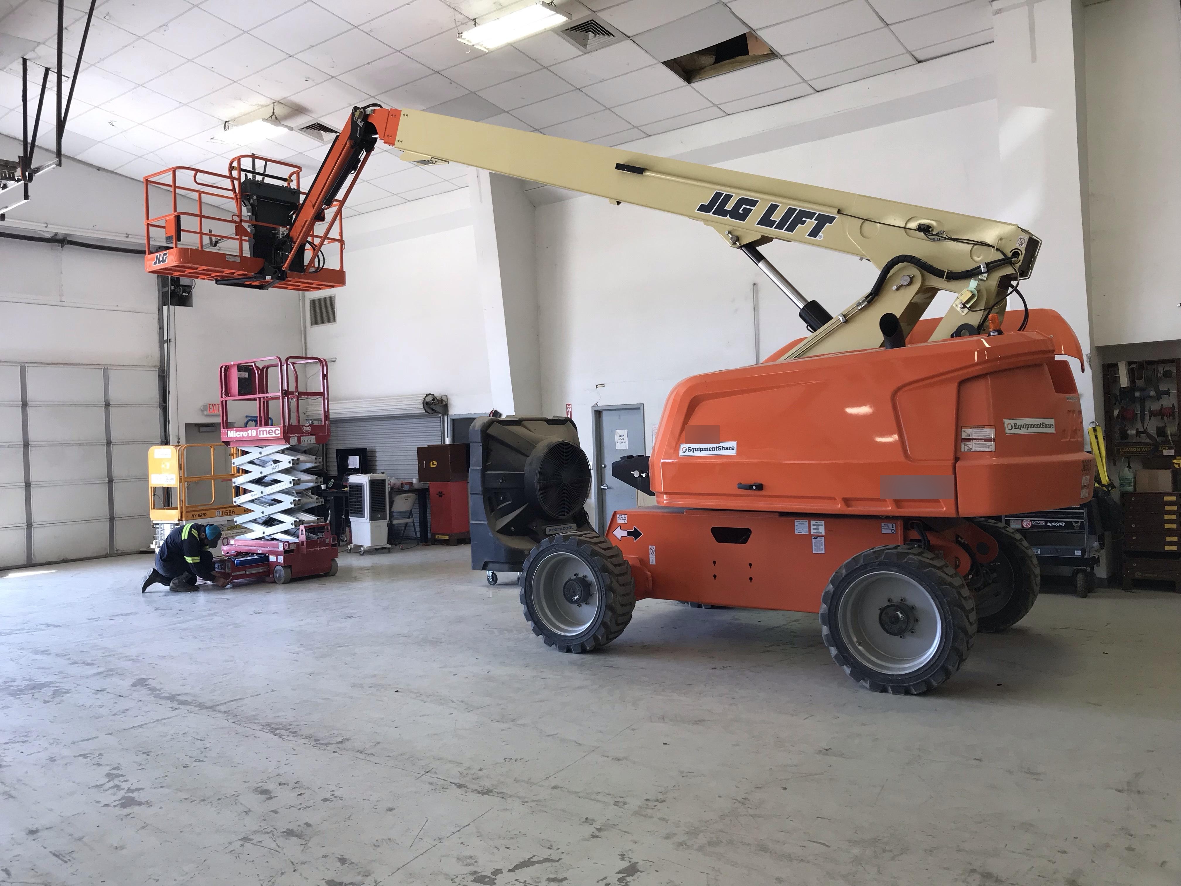 2019 JLG 660SJ