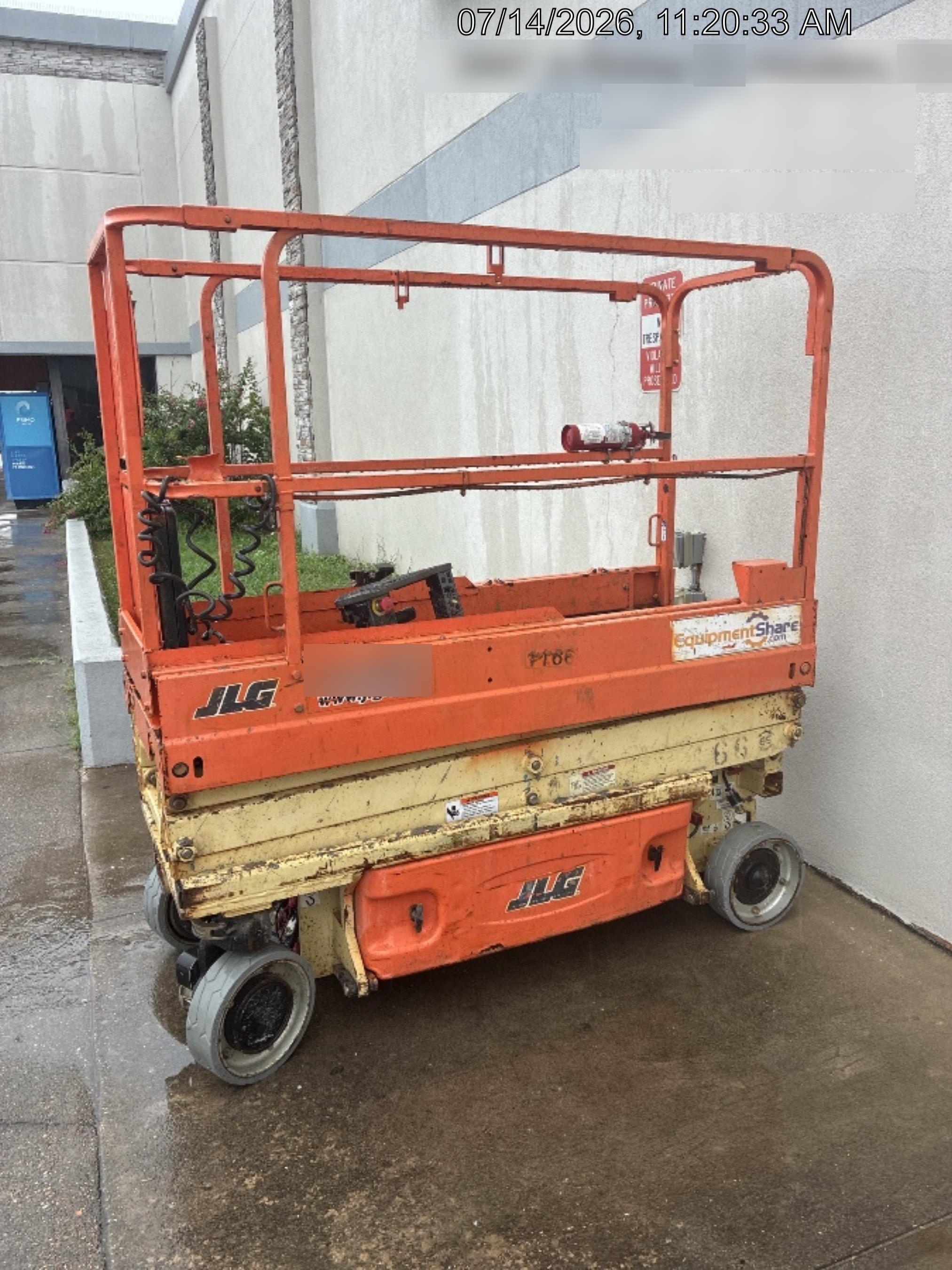 2016 JLG 1930ES