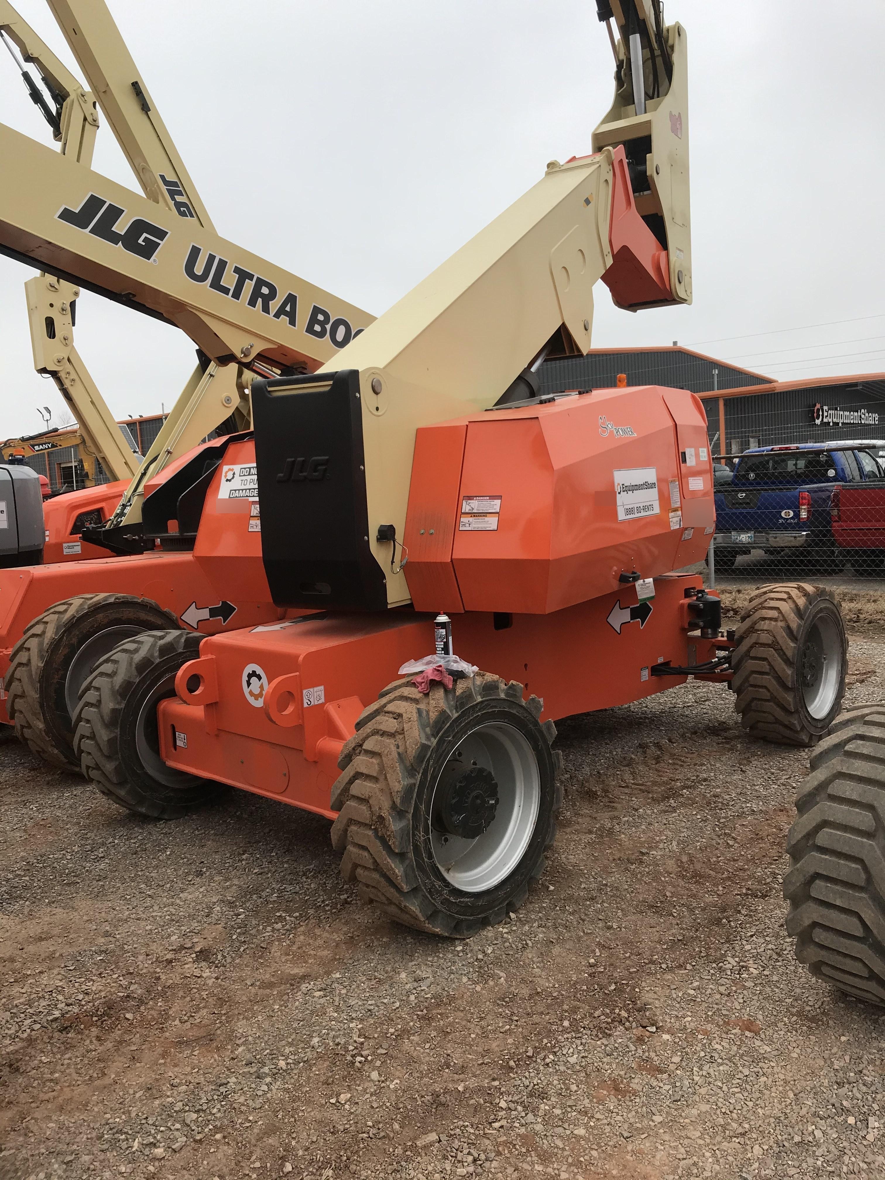 2019 JLG 800AJ