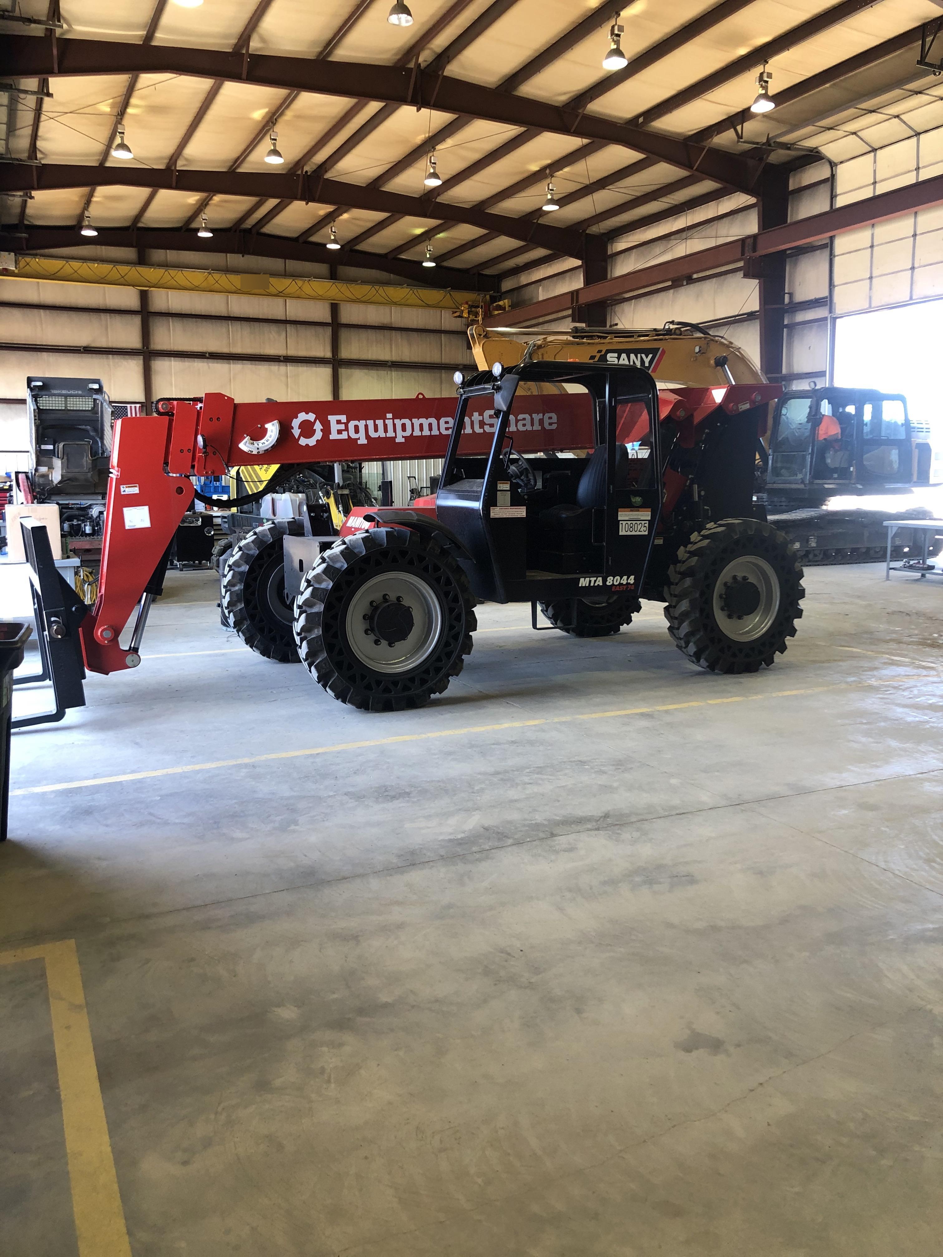 2020 MANITOU MTA8044