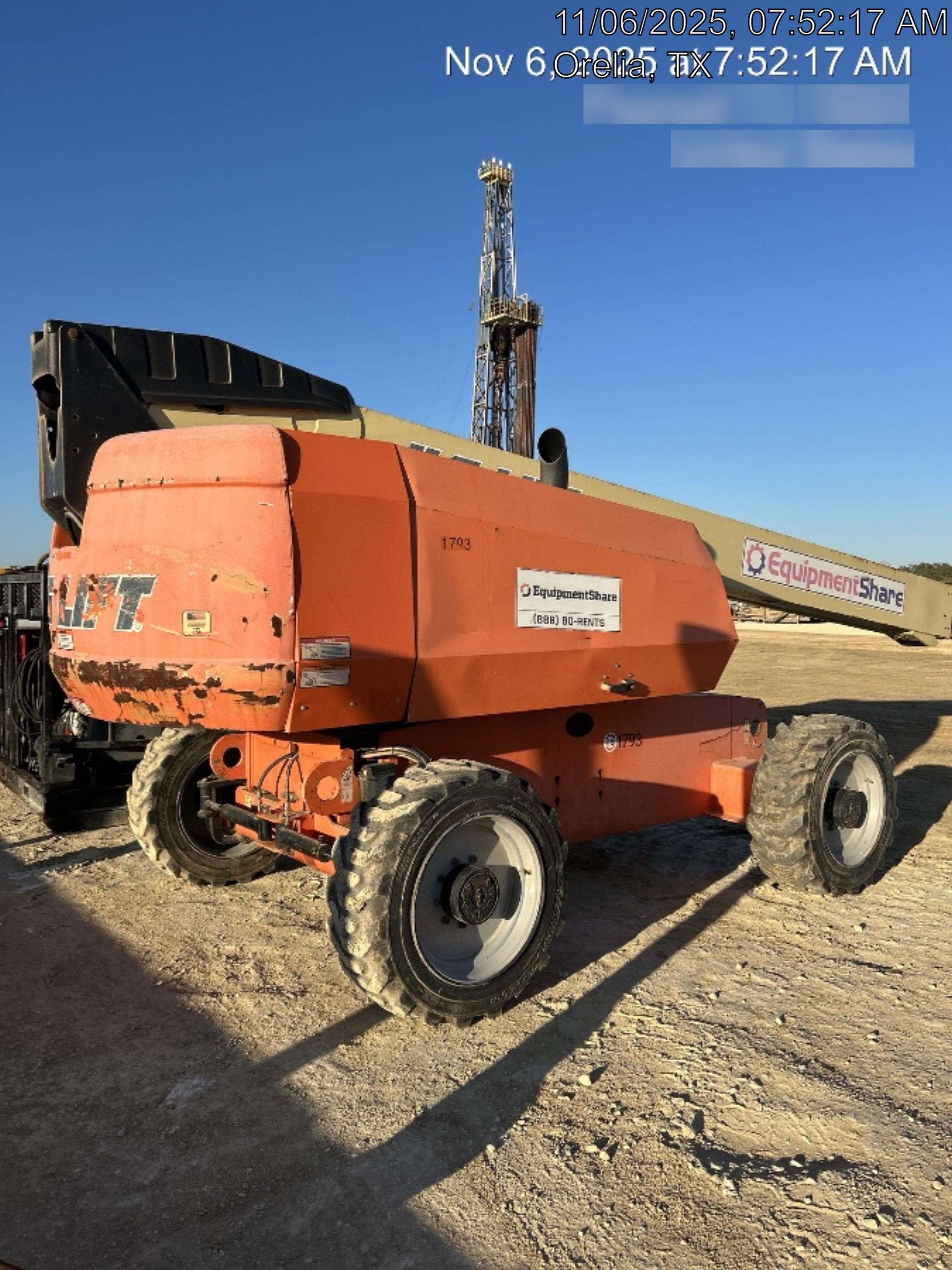 2014 JLG 660SJ