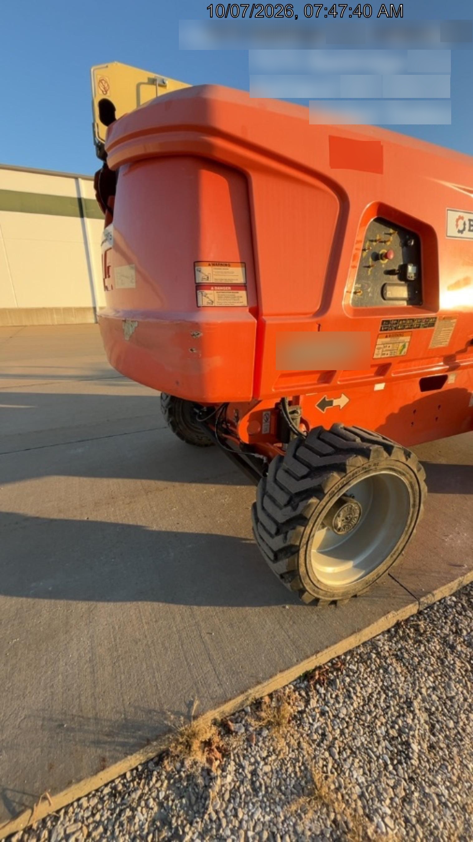 2019 JLG 660SJ