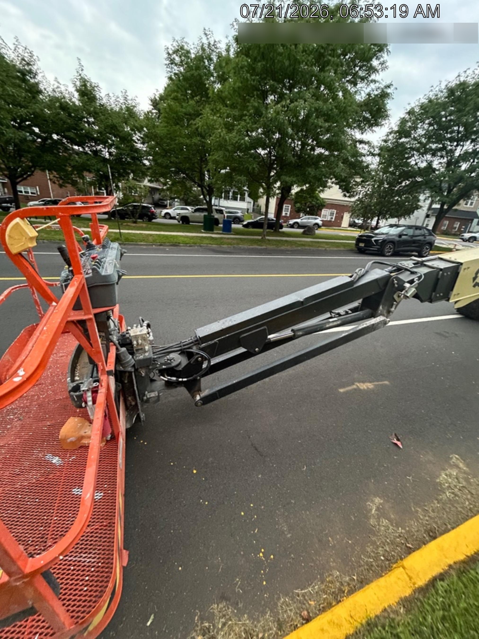 2024 JLG 660SJ