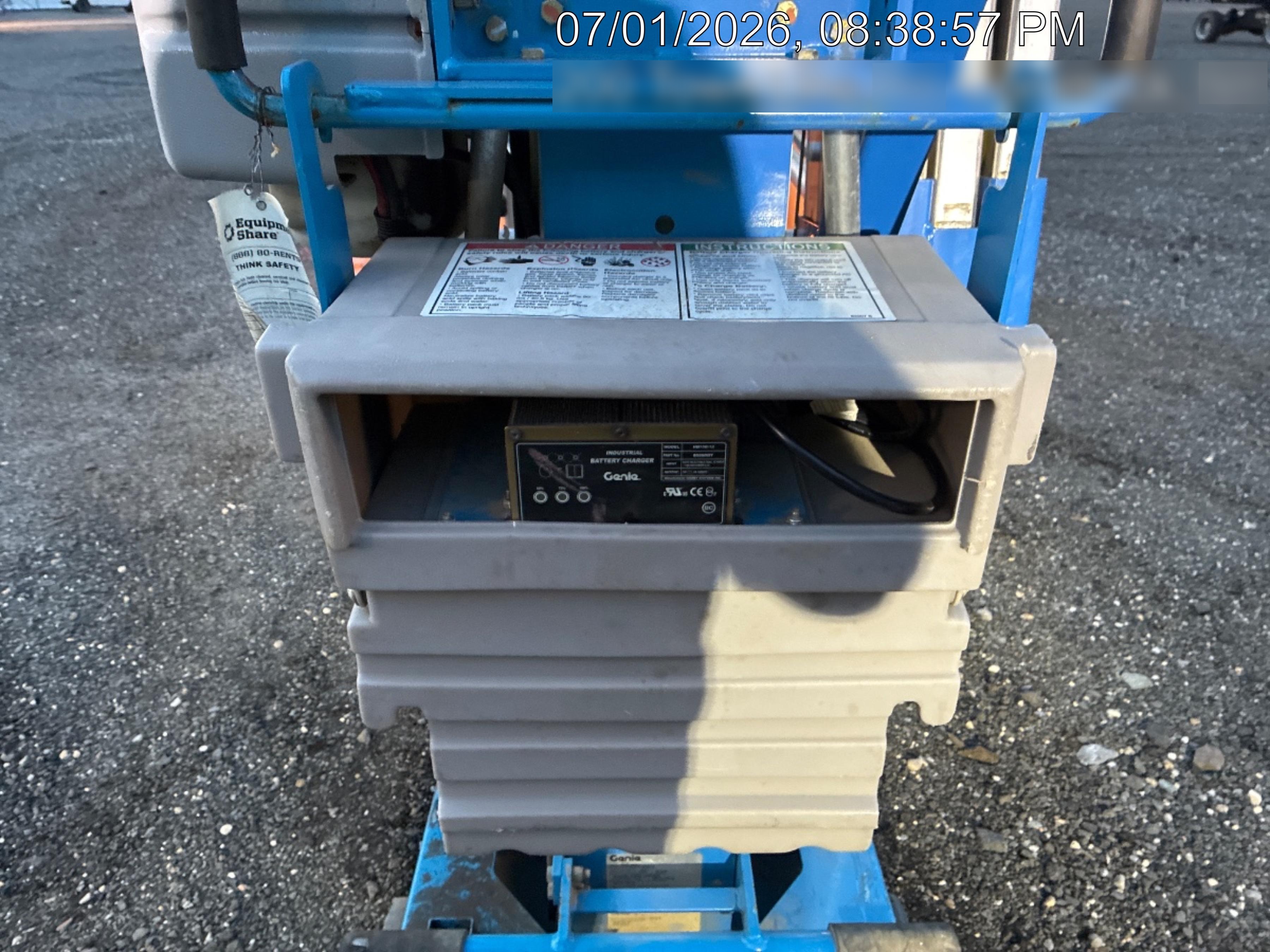 2021 GENIE AWP-30S DC