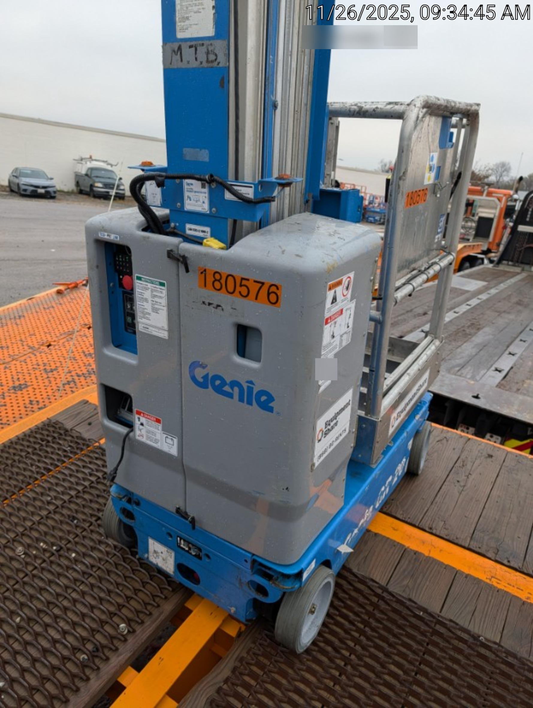 2021 GENIE GR-20