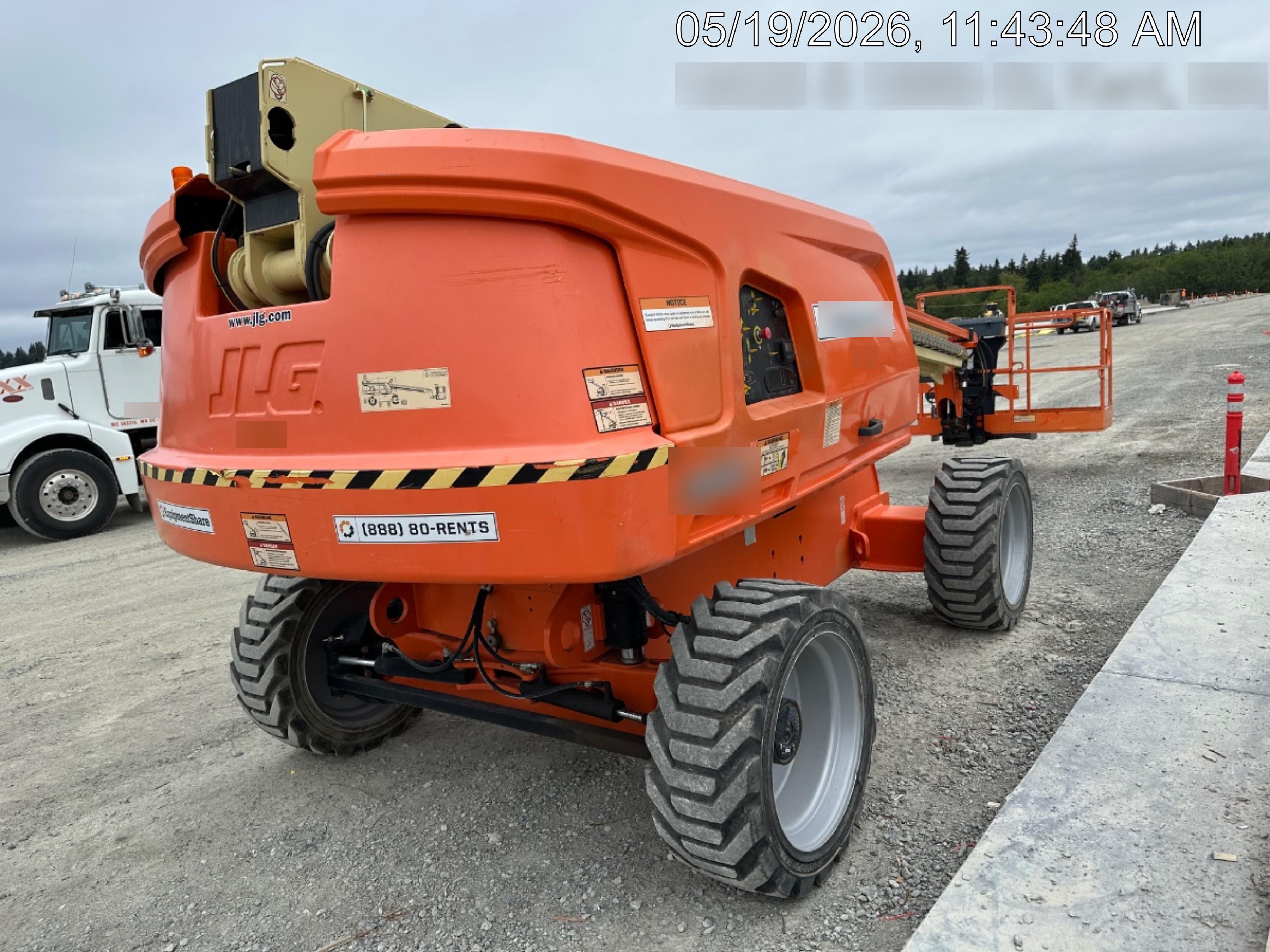 2020 JLG 600S