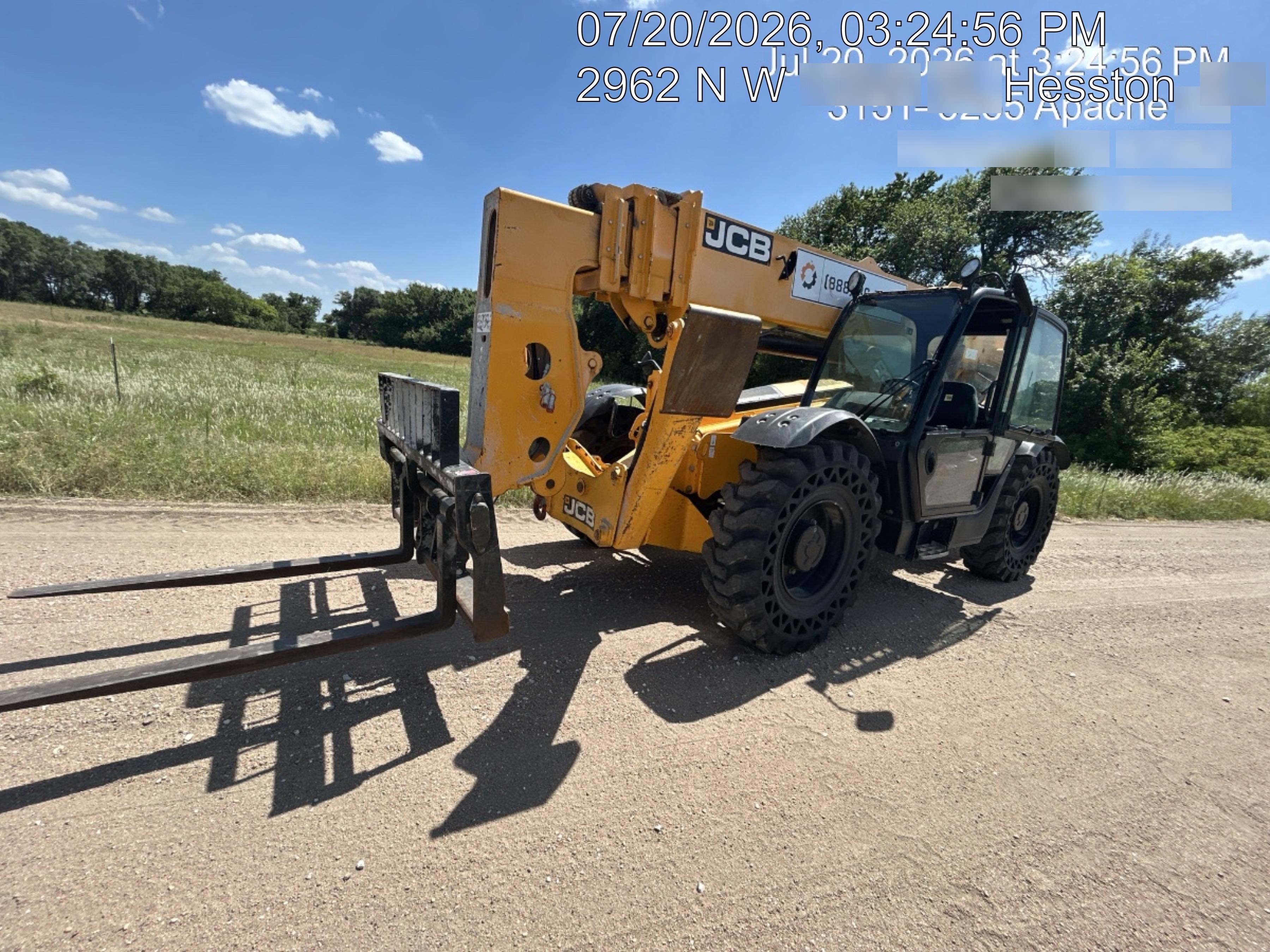 2020 JCB 510-56