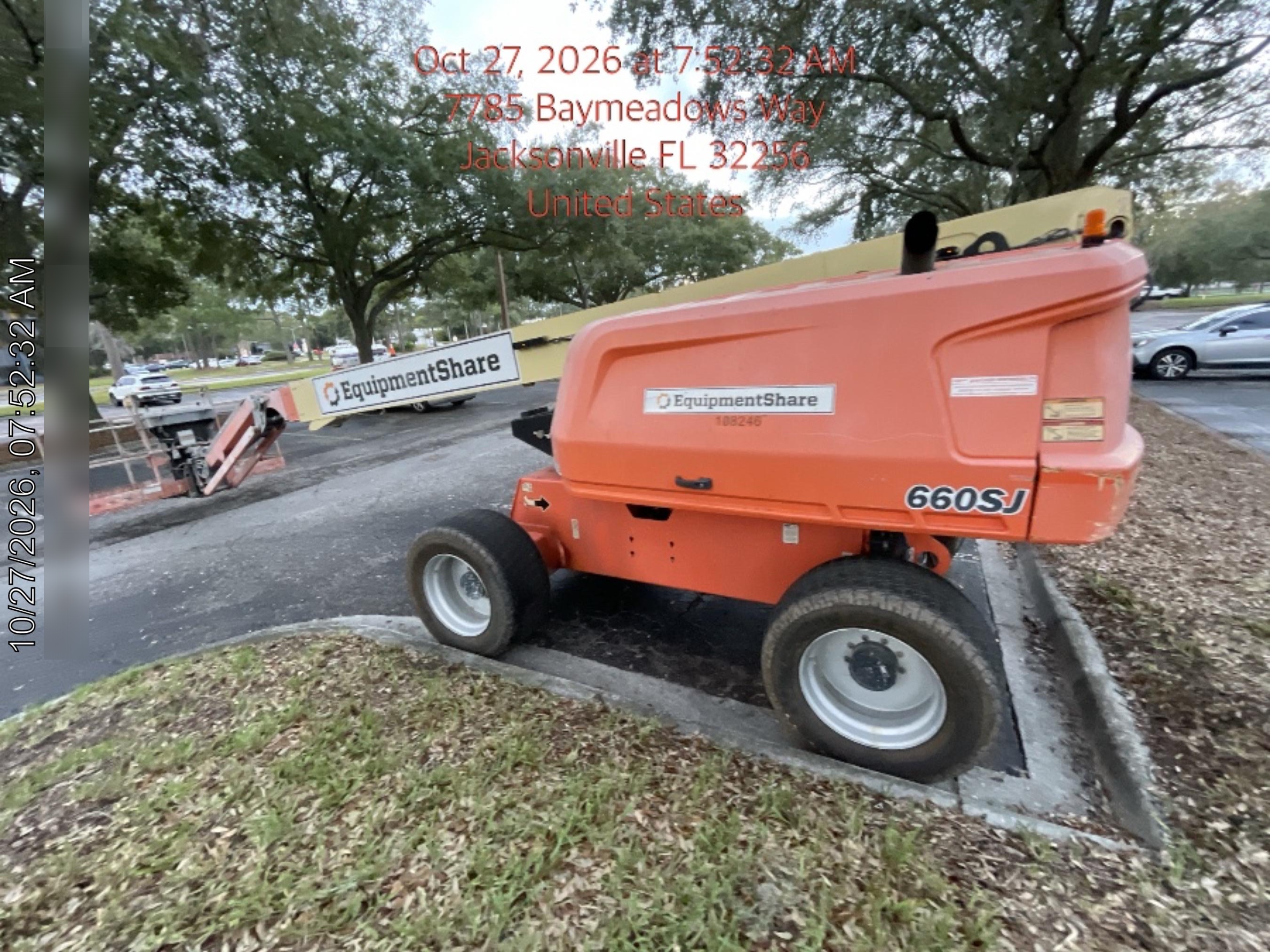 2020 JLG 660SJ
