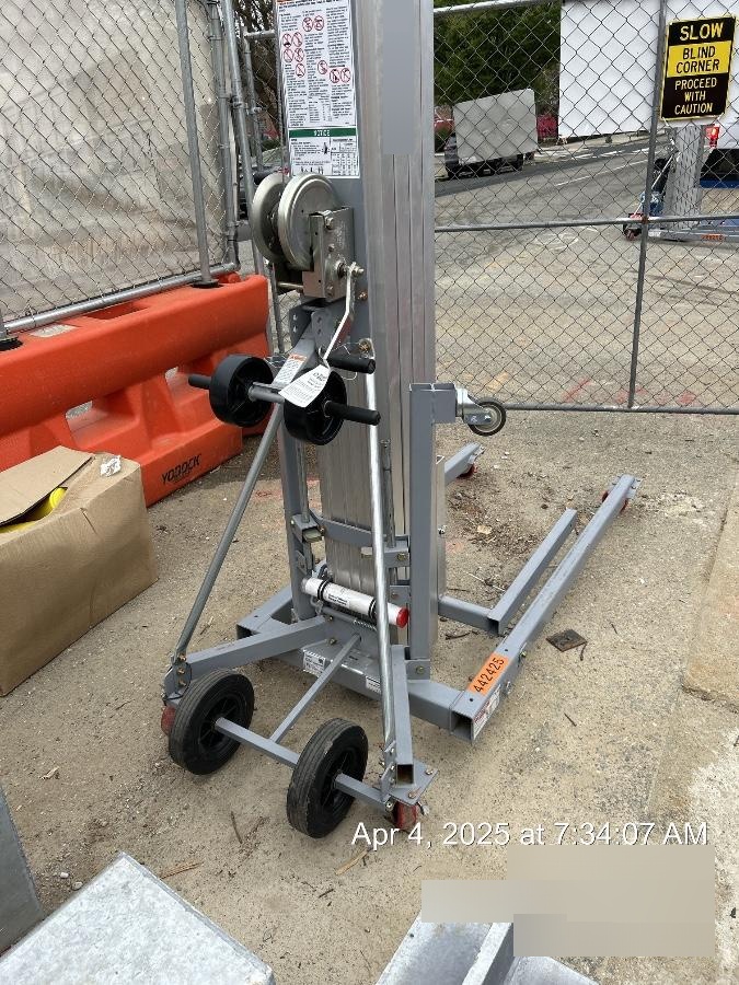 2024 GENIE SLC-24