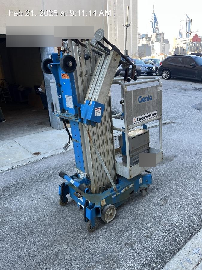 2019 GENIE AWP-30S