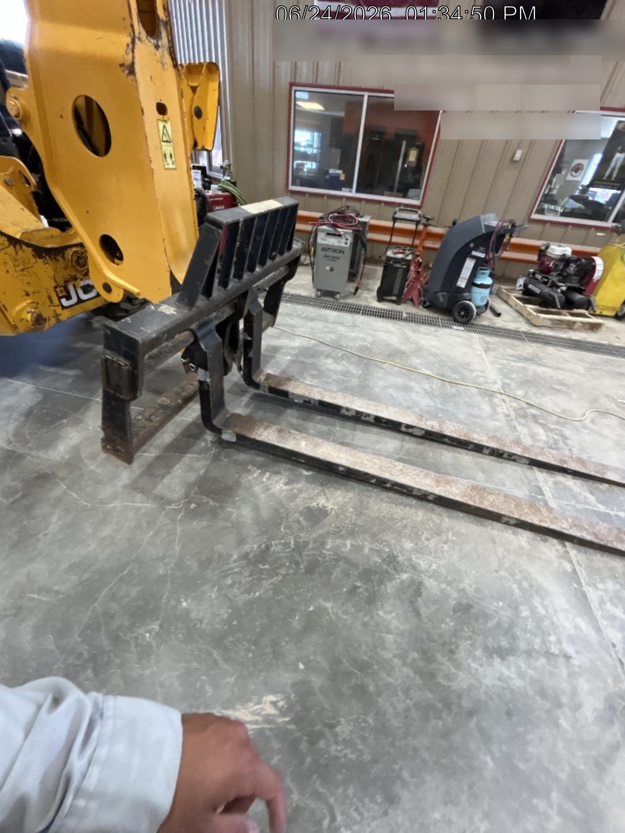 2020 JCB 512-56