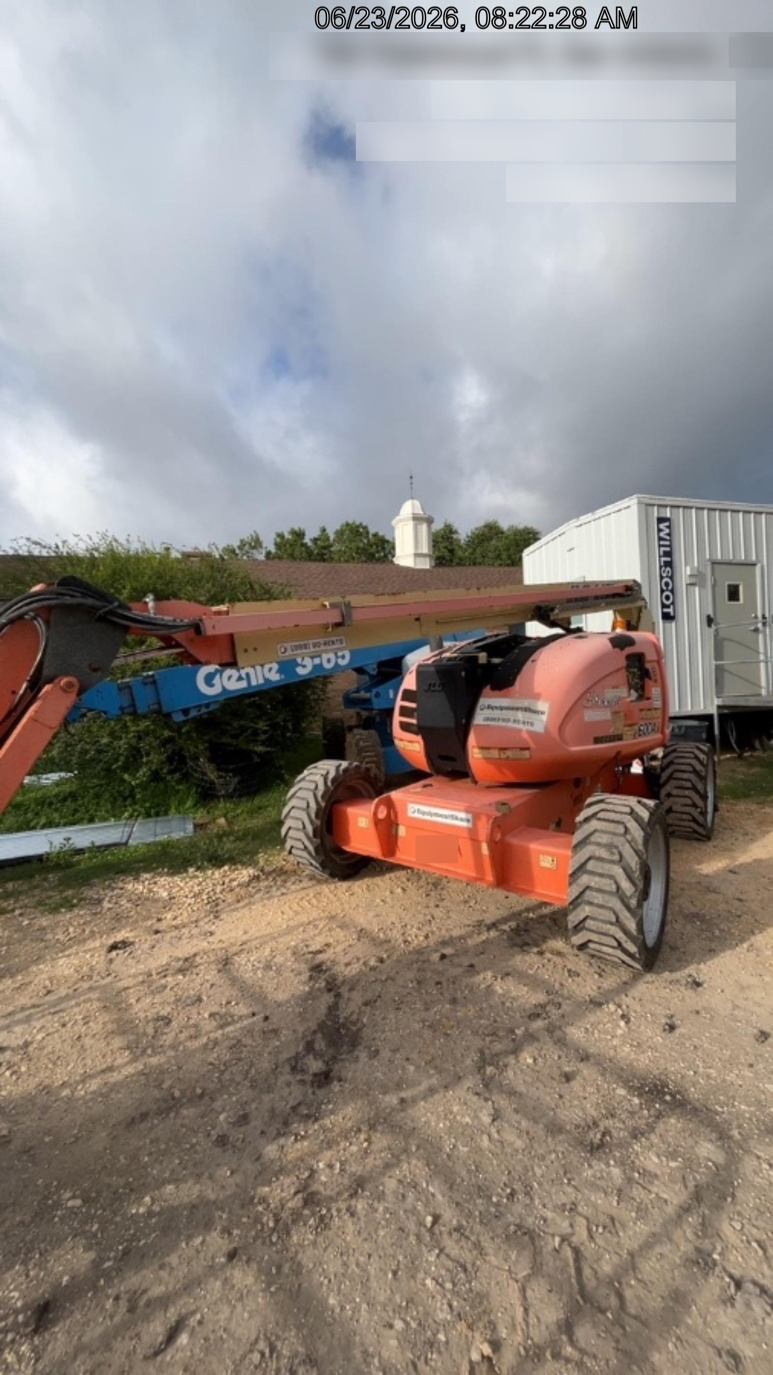 2019 JLG 600AJ