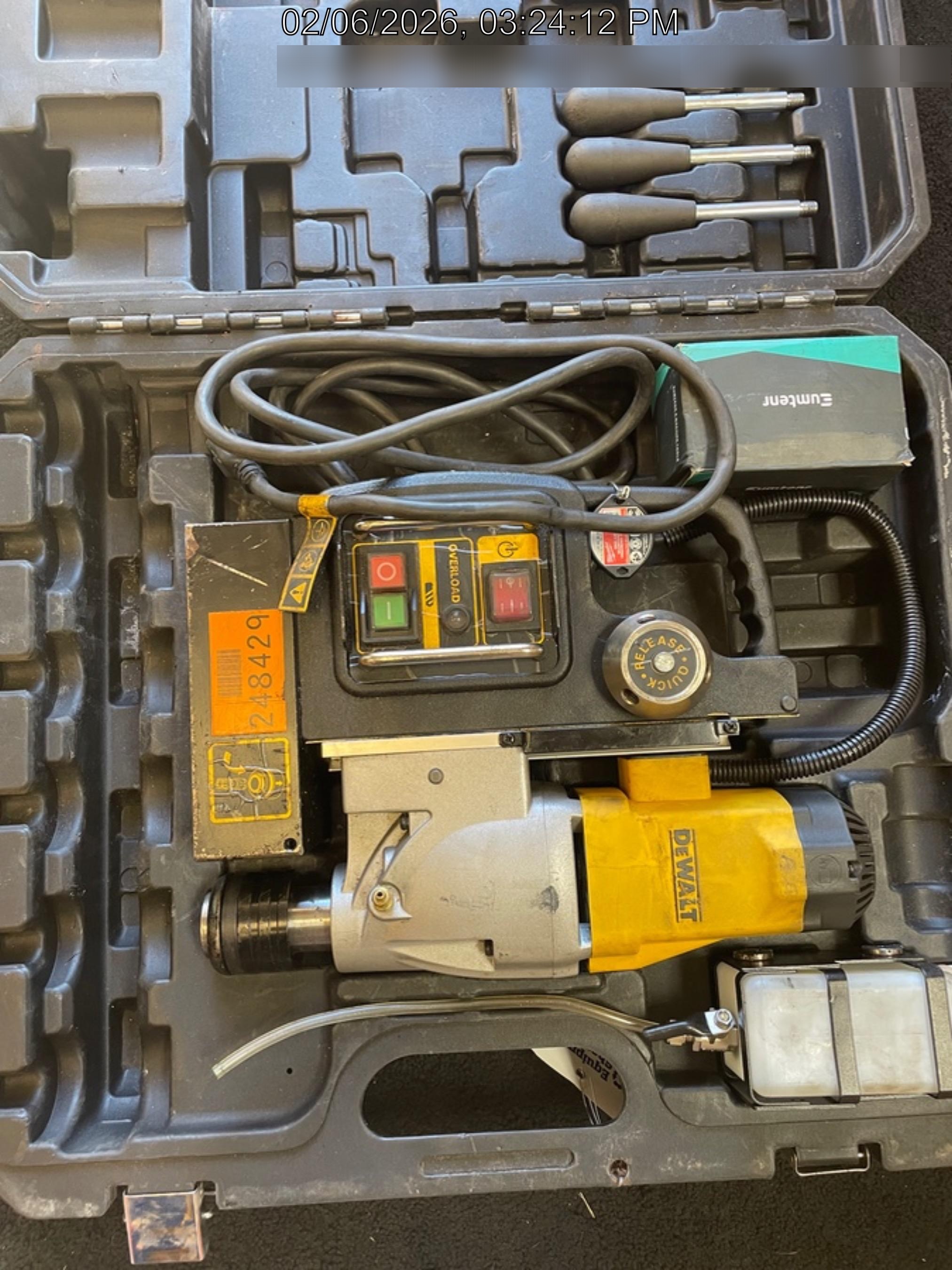 2022 DEWALT DWE1622K