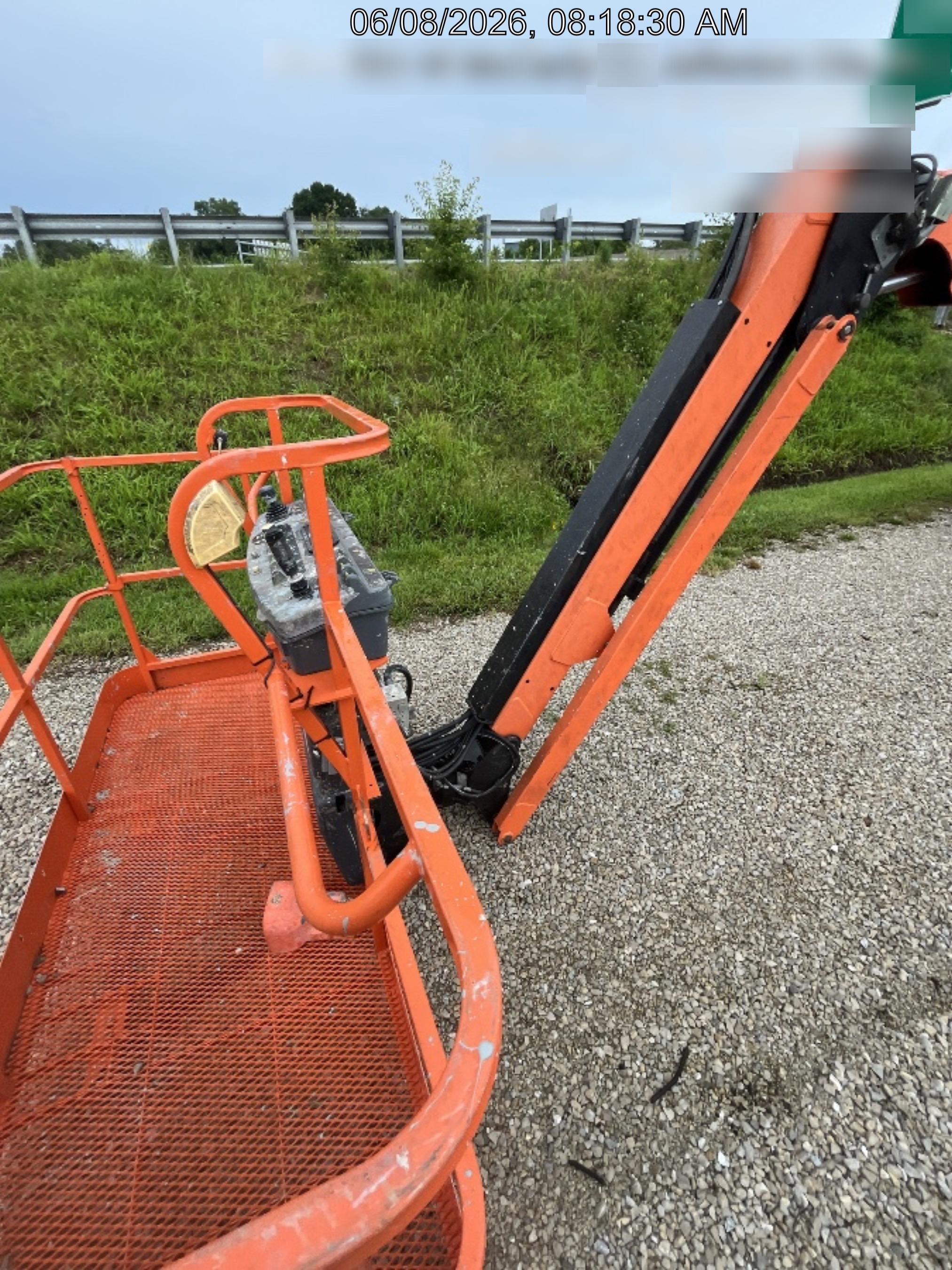 2019 JLG 660SJ