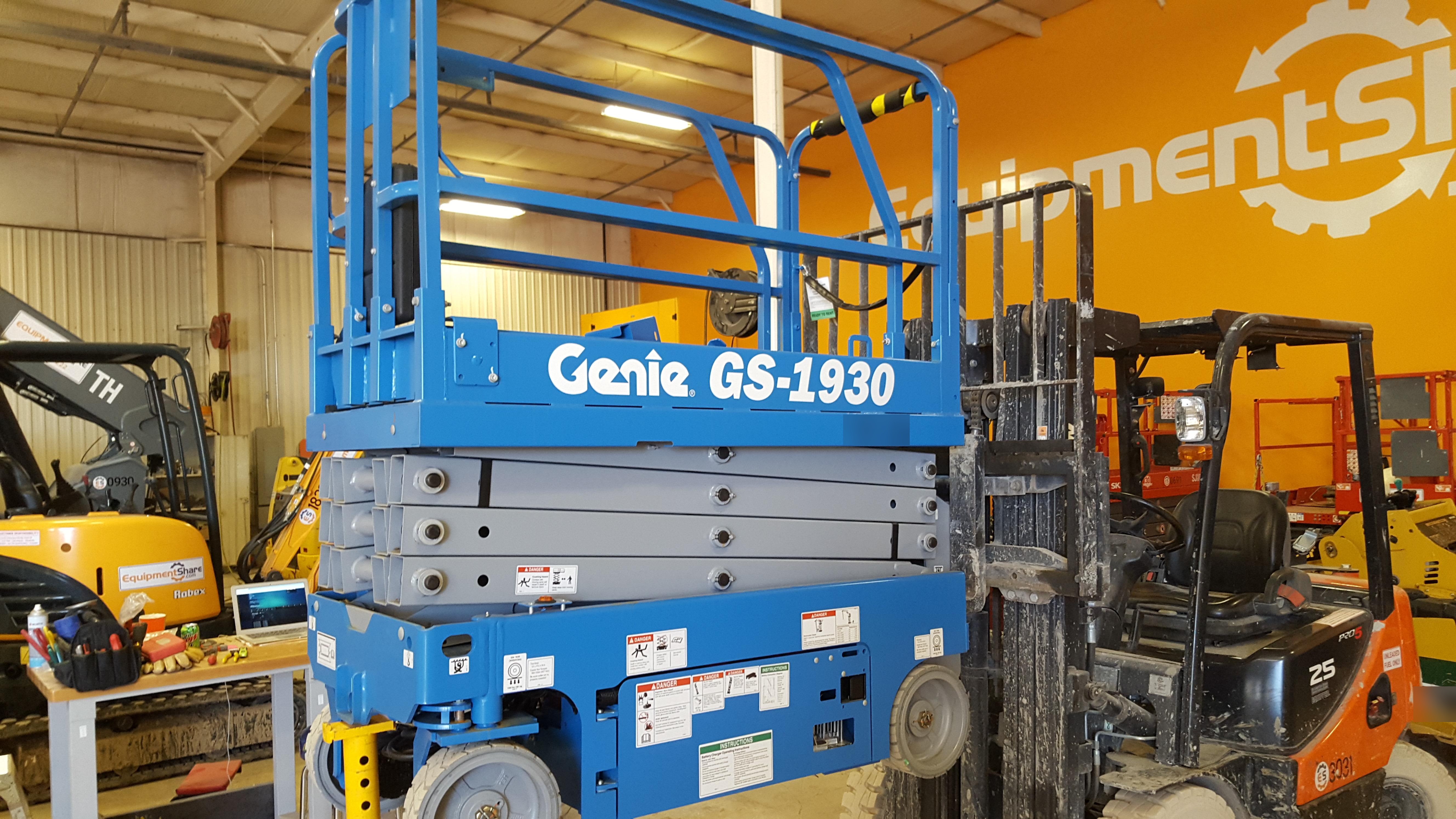 2018 GENIE GS-1930