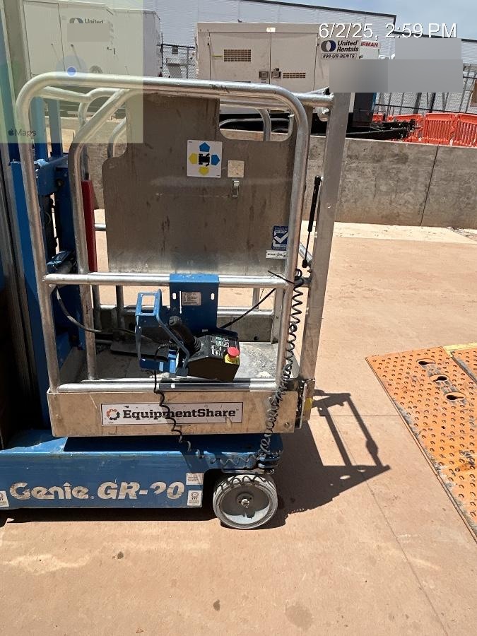 2021 GENIE GR-20