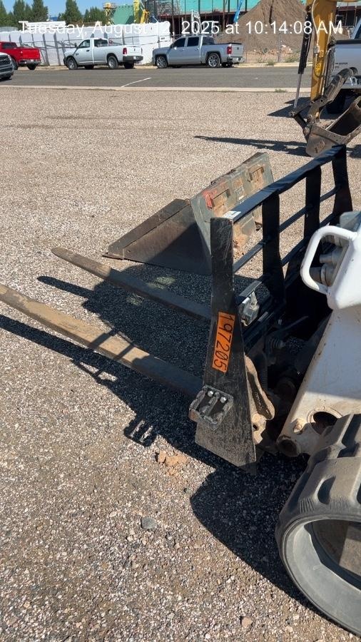 2021 ARROW MATERIAL HANDLING 60" Pallet Forks