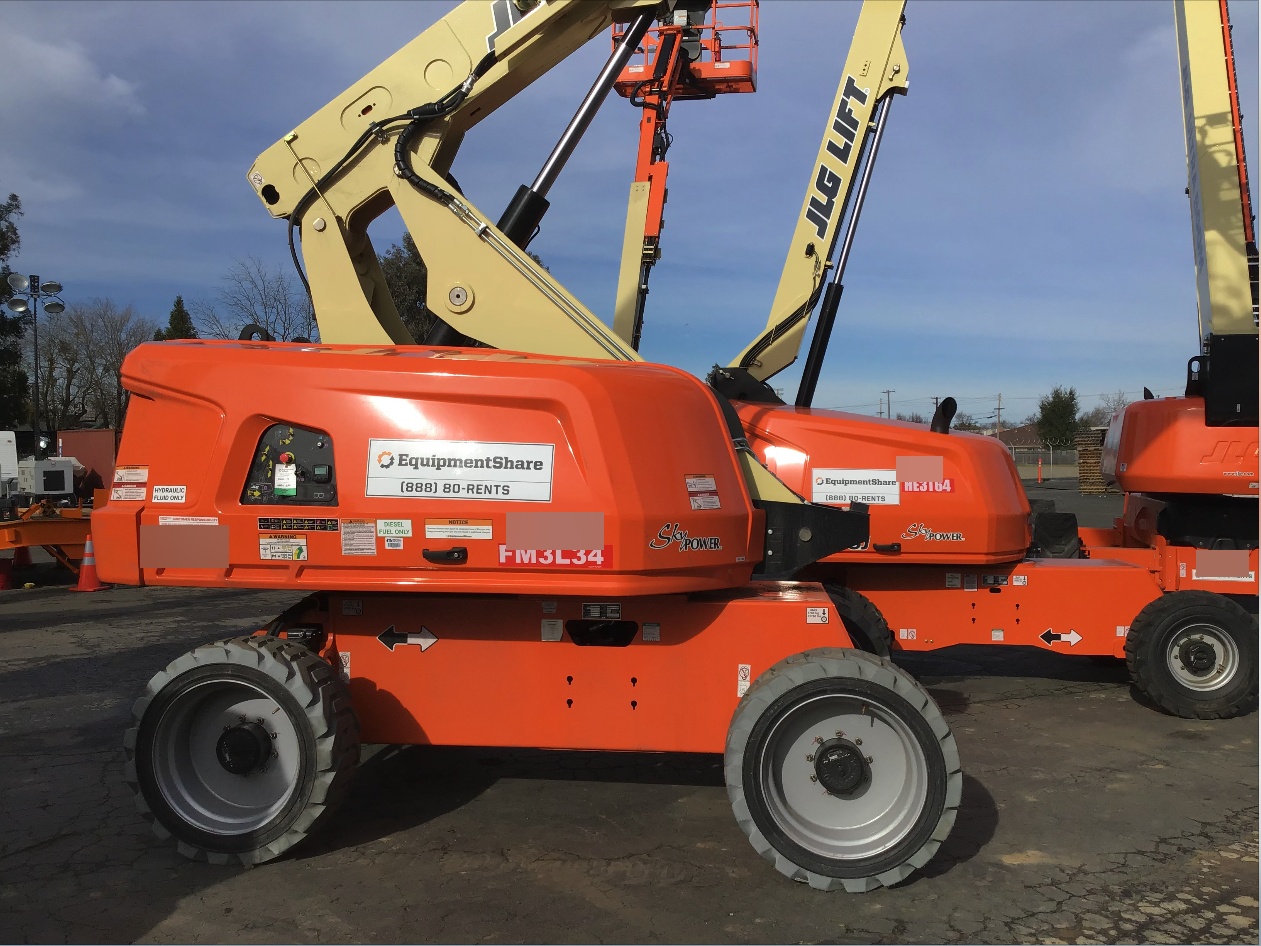 2019 JLG 600S 4WD