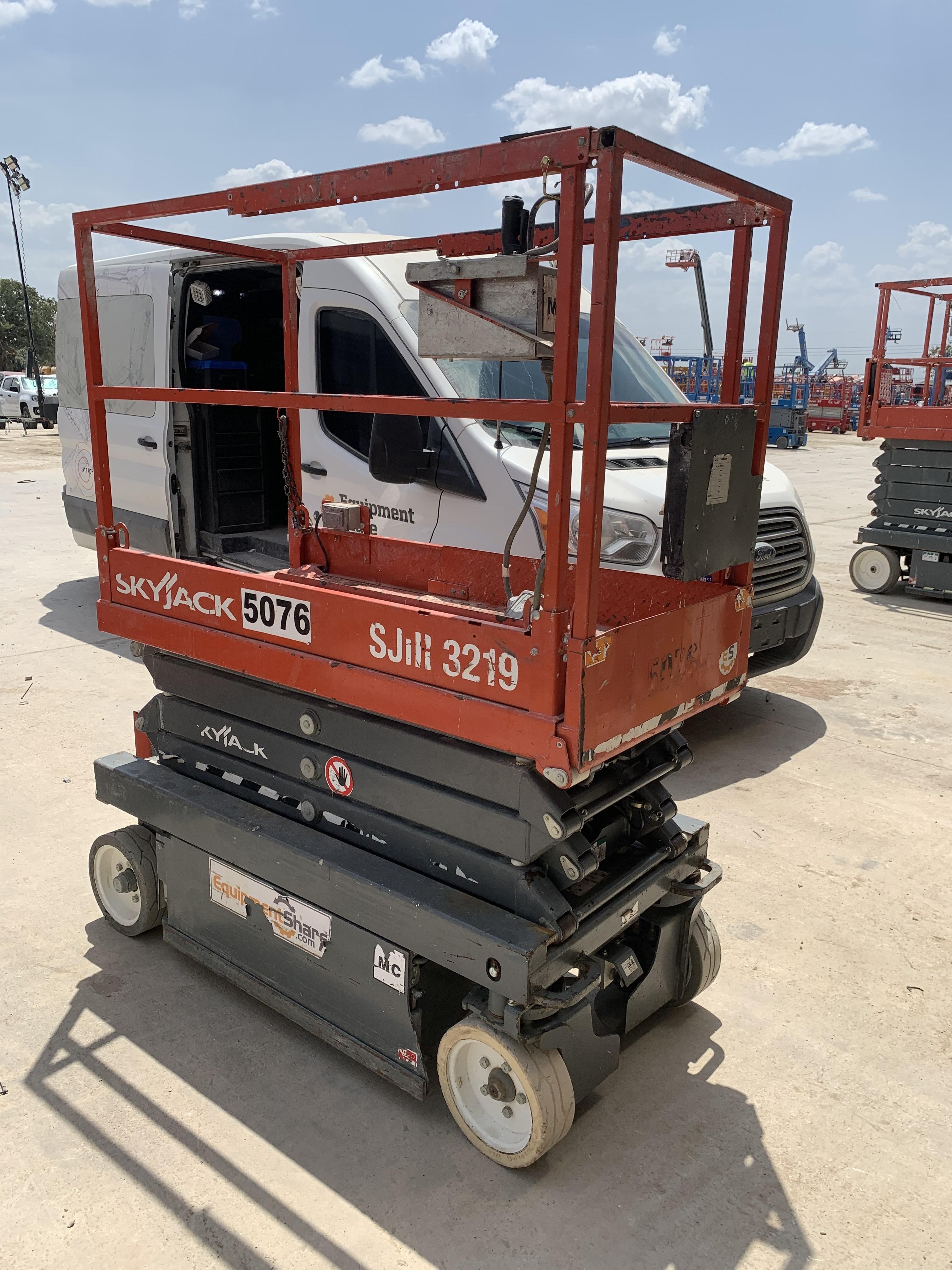 2017 SKYJACK SJIII-3219