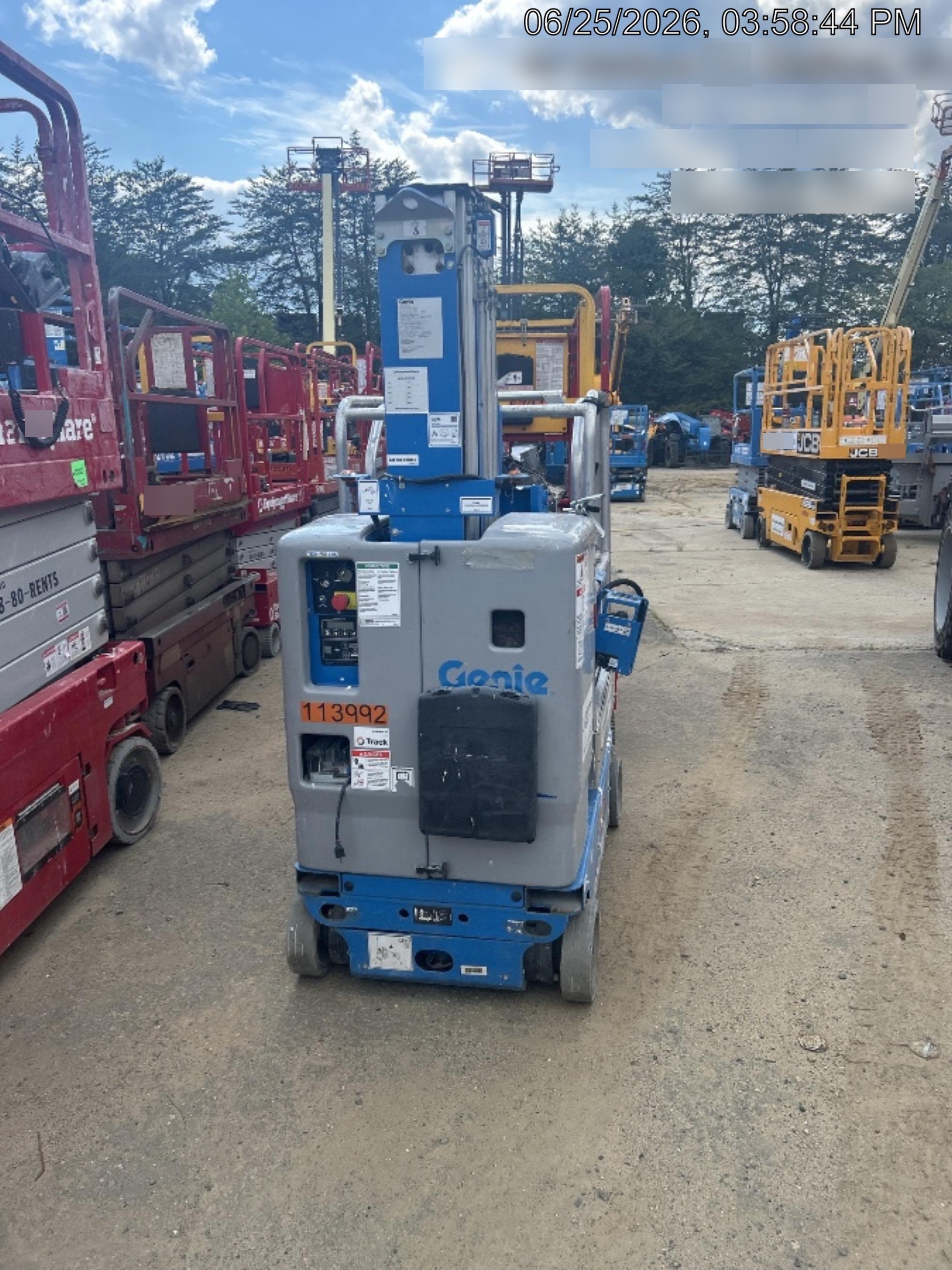 2020 GENIE GR-20